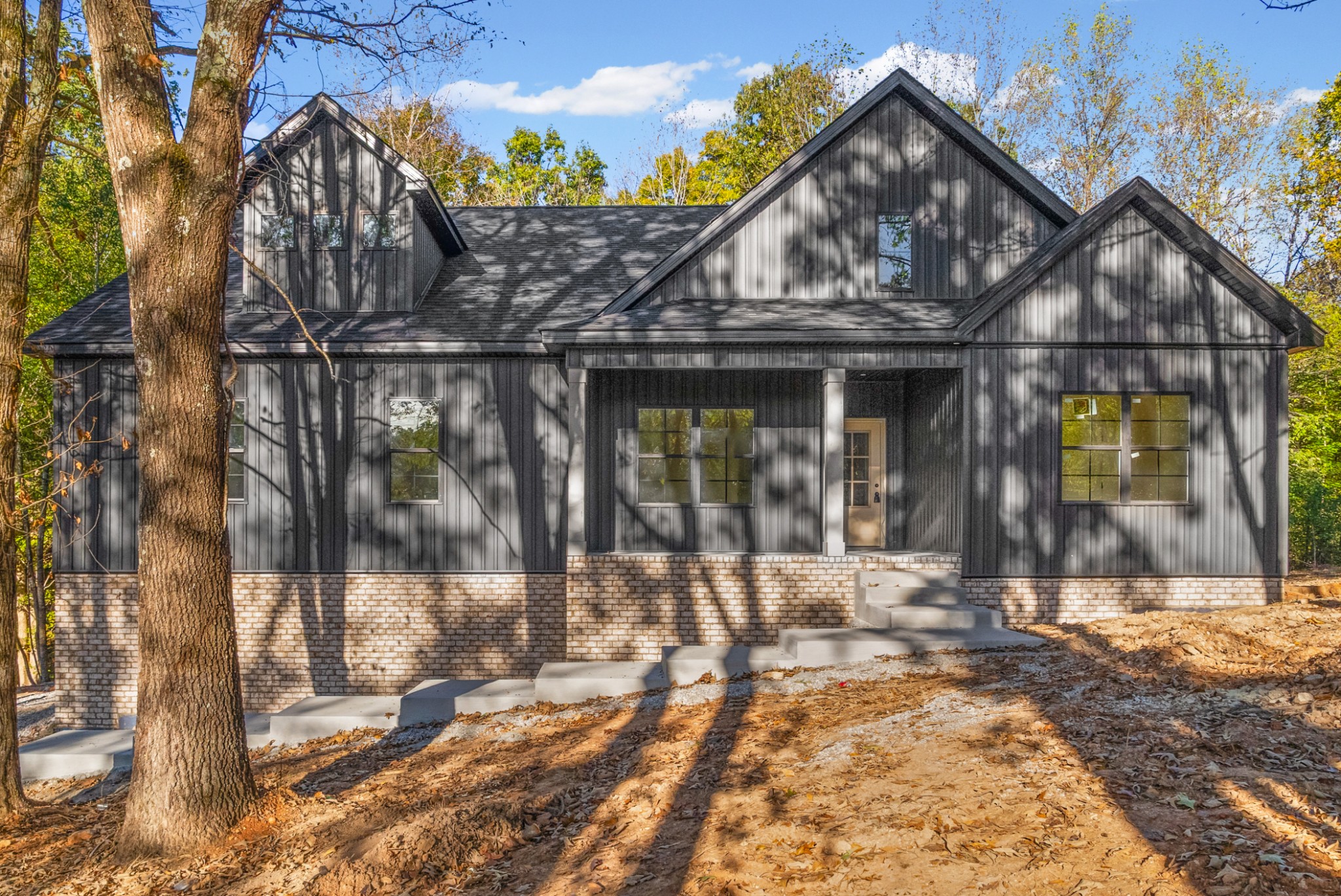 2638 Moody Rd — photo