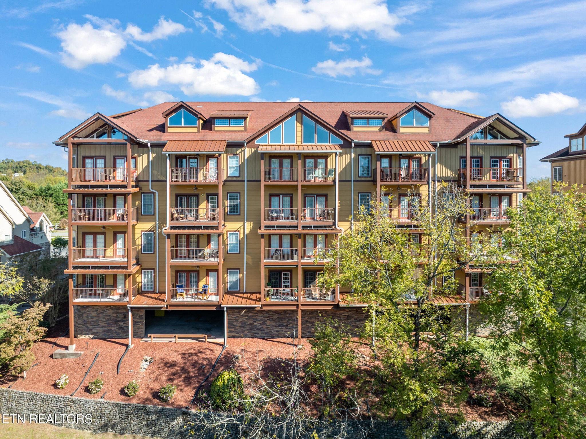 527 River Place Way Unit 334 — photo