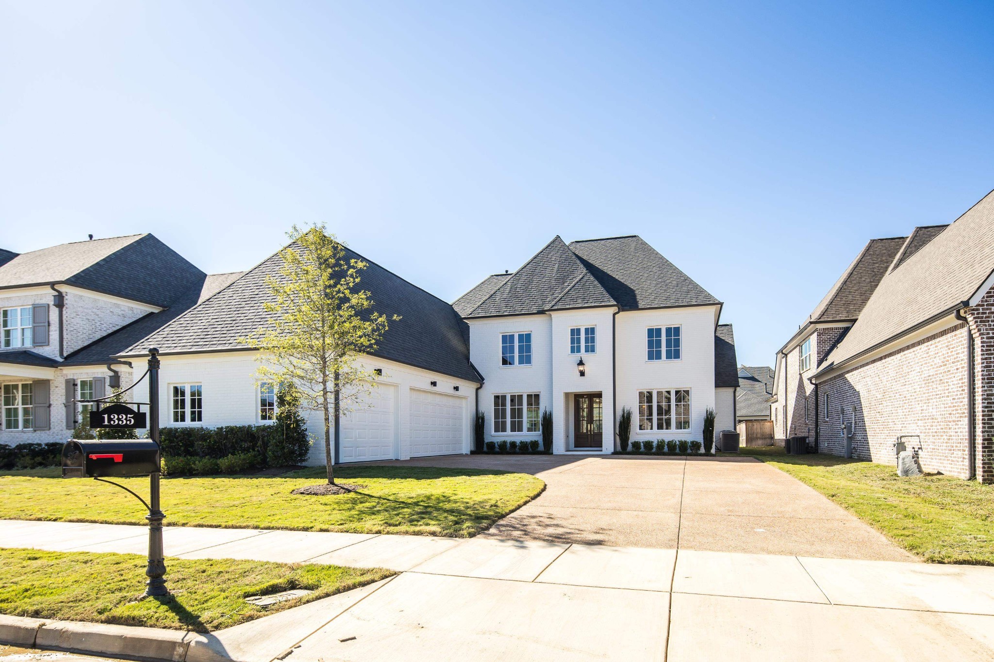 1335 Kate Dr — photo