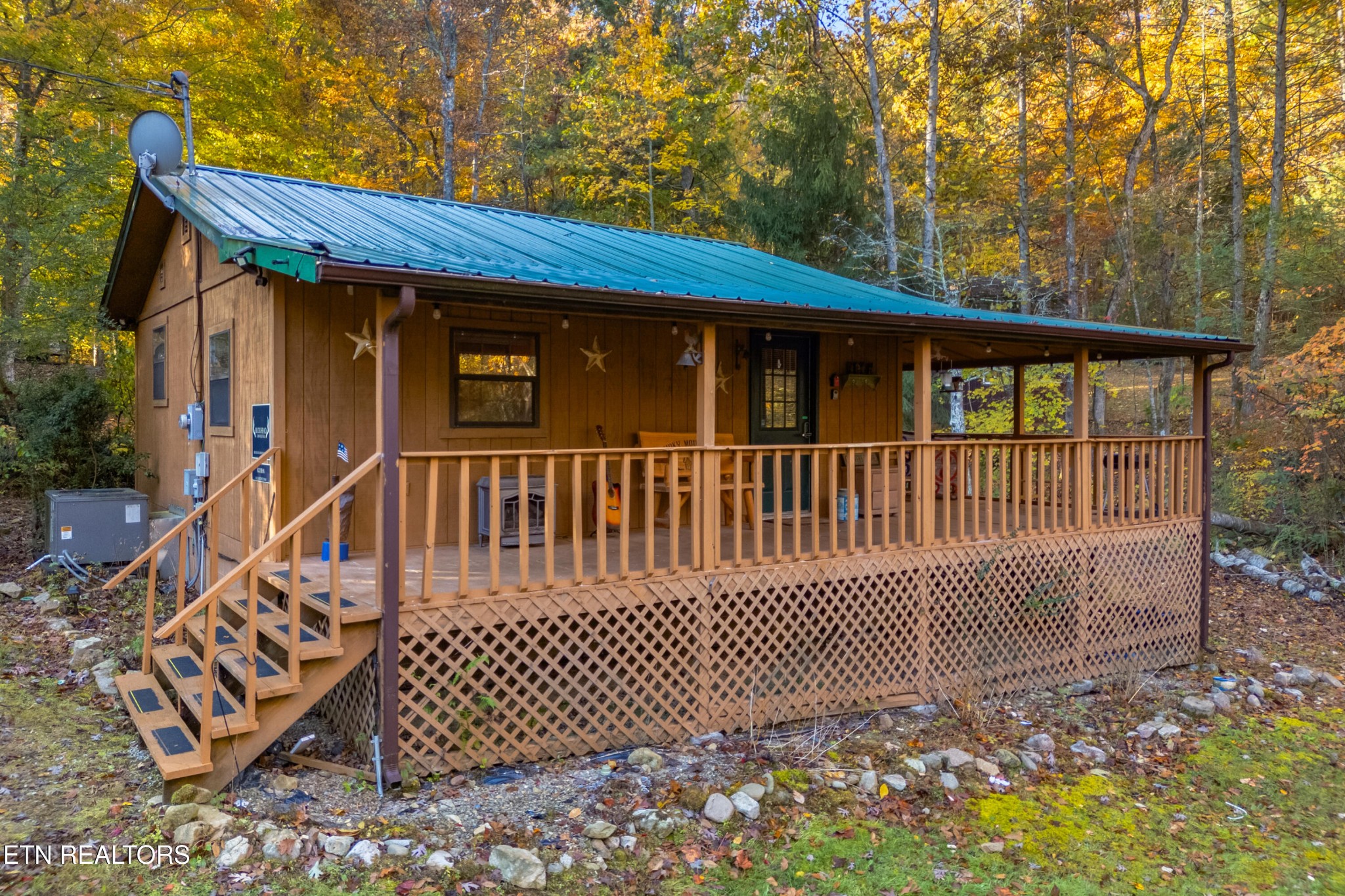 3391 Laurelwood Rd — photo
