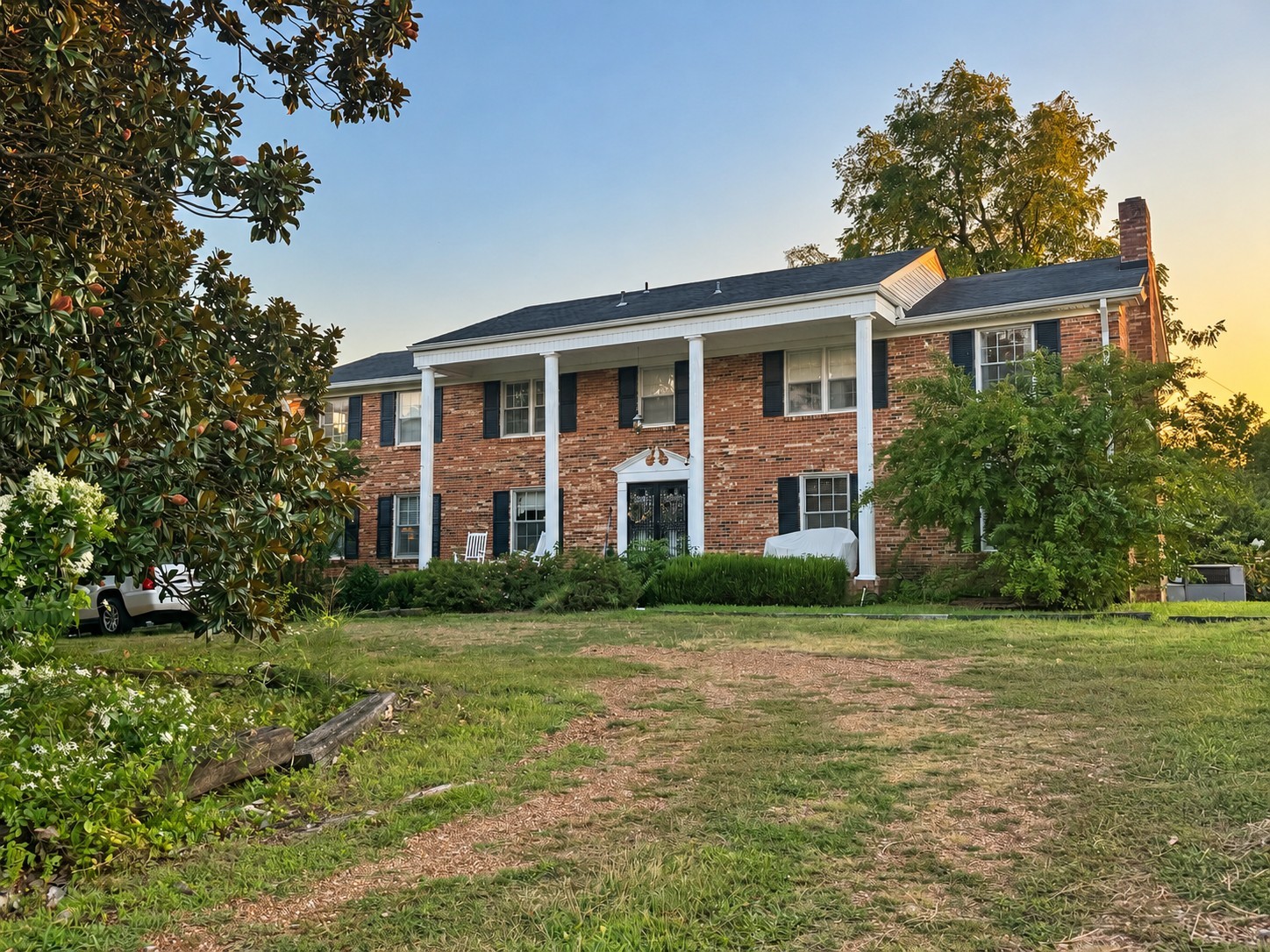 304 Highland Heights Dr — photo