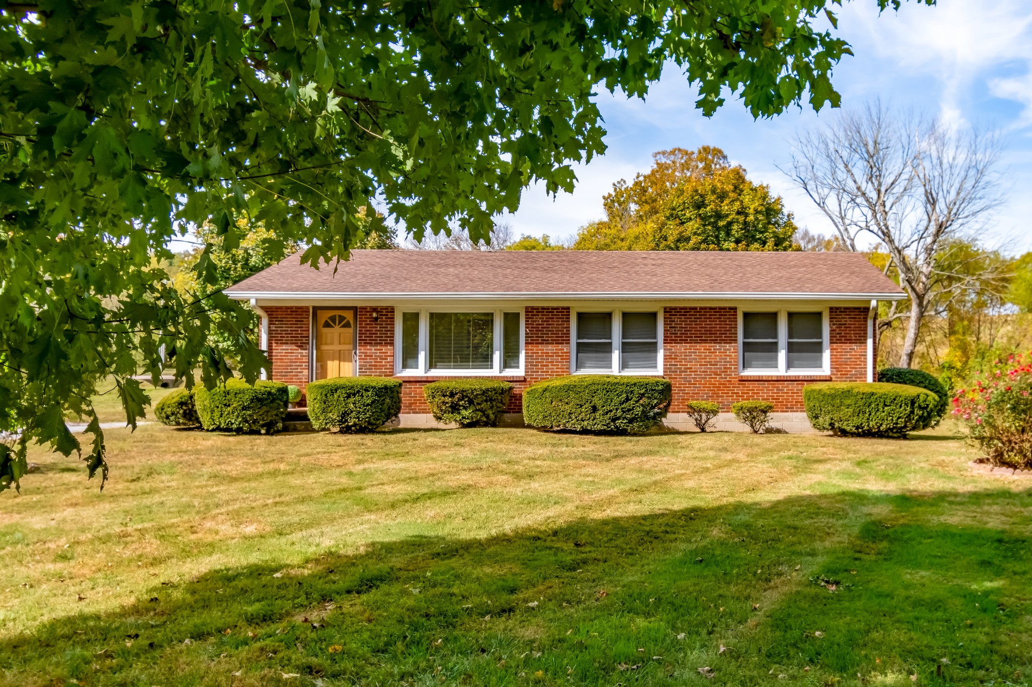 6748 Bethesda Arno Rd — photo