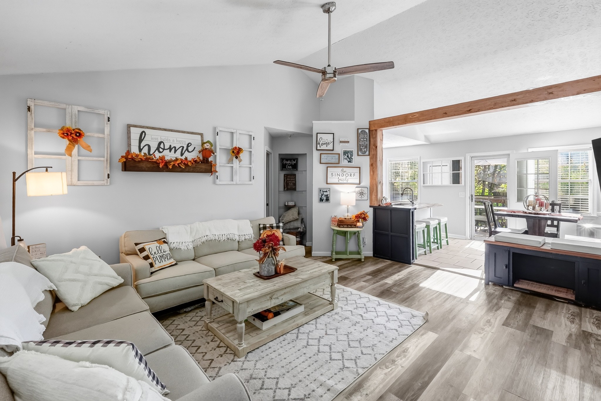 3232 Forest Breeze Dr — photo