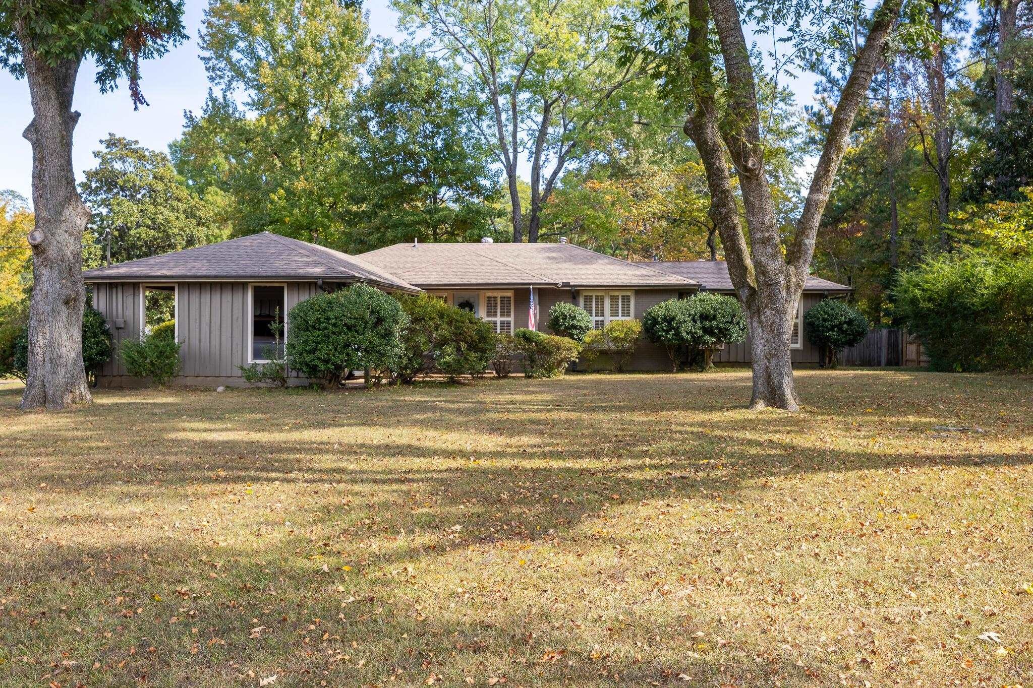 1740 Riverdale Rd — photo