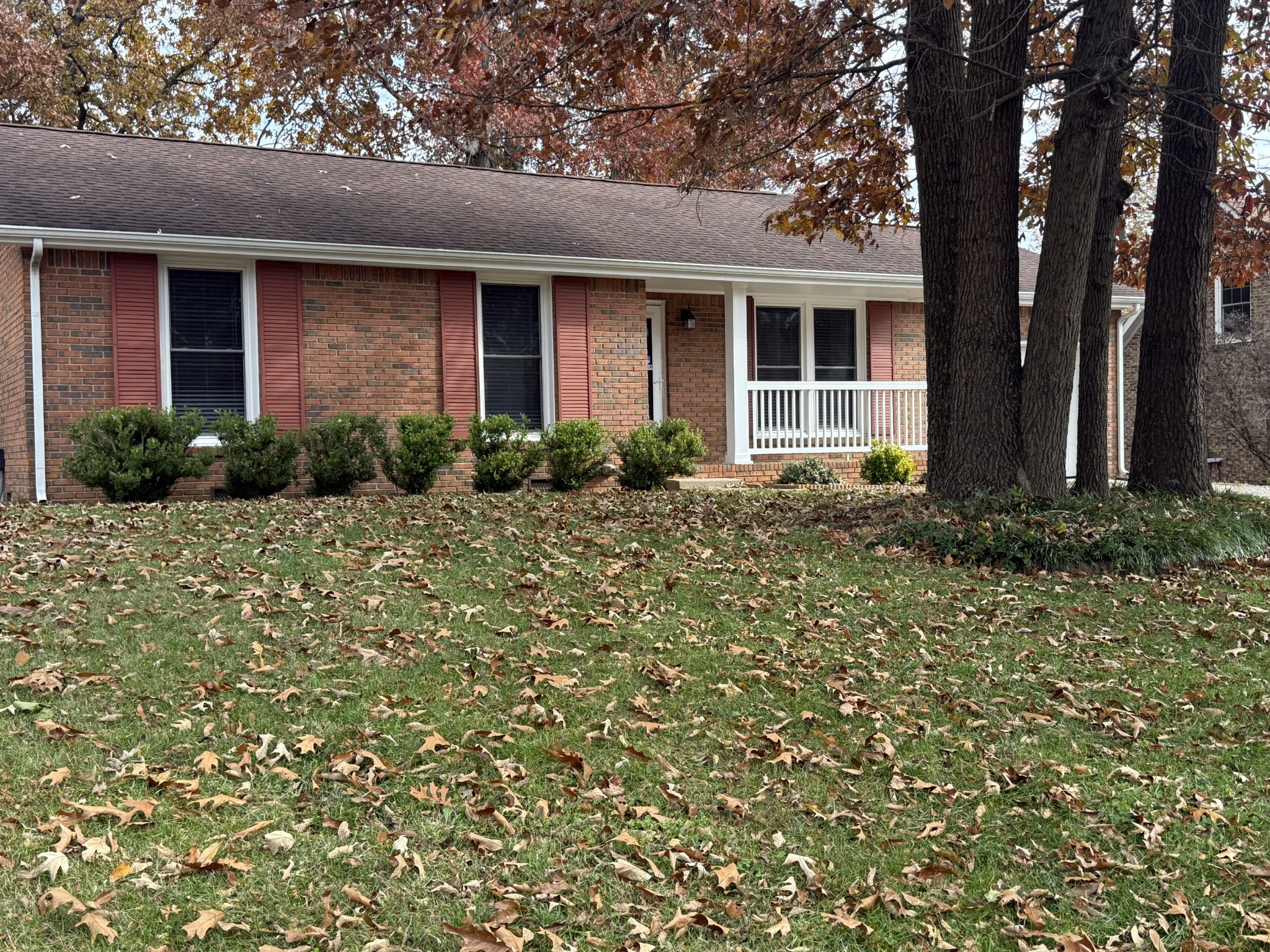 225 Northwood Ter — photo