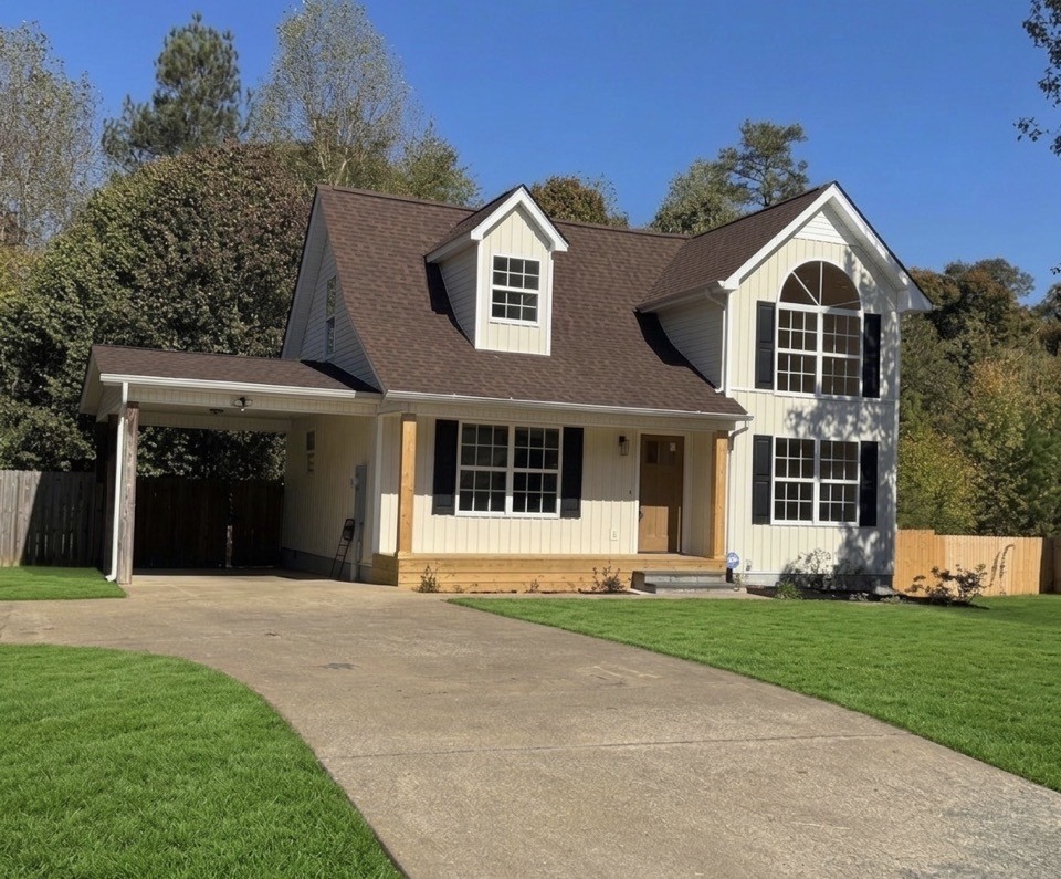 202 Casteel Rd, SE — photo