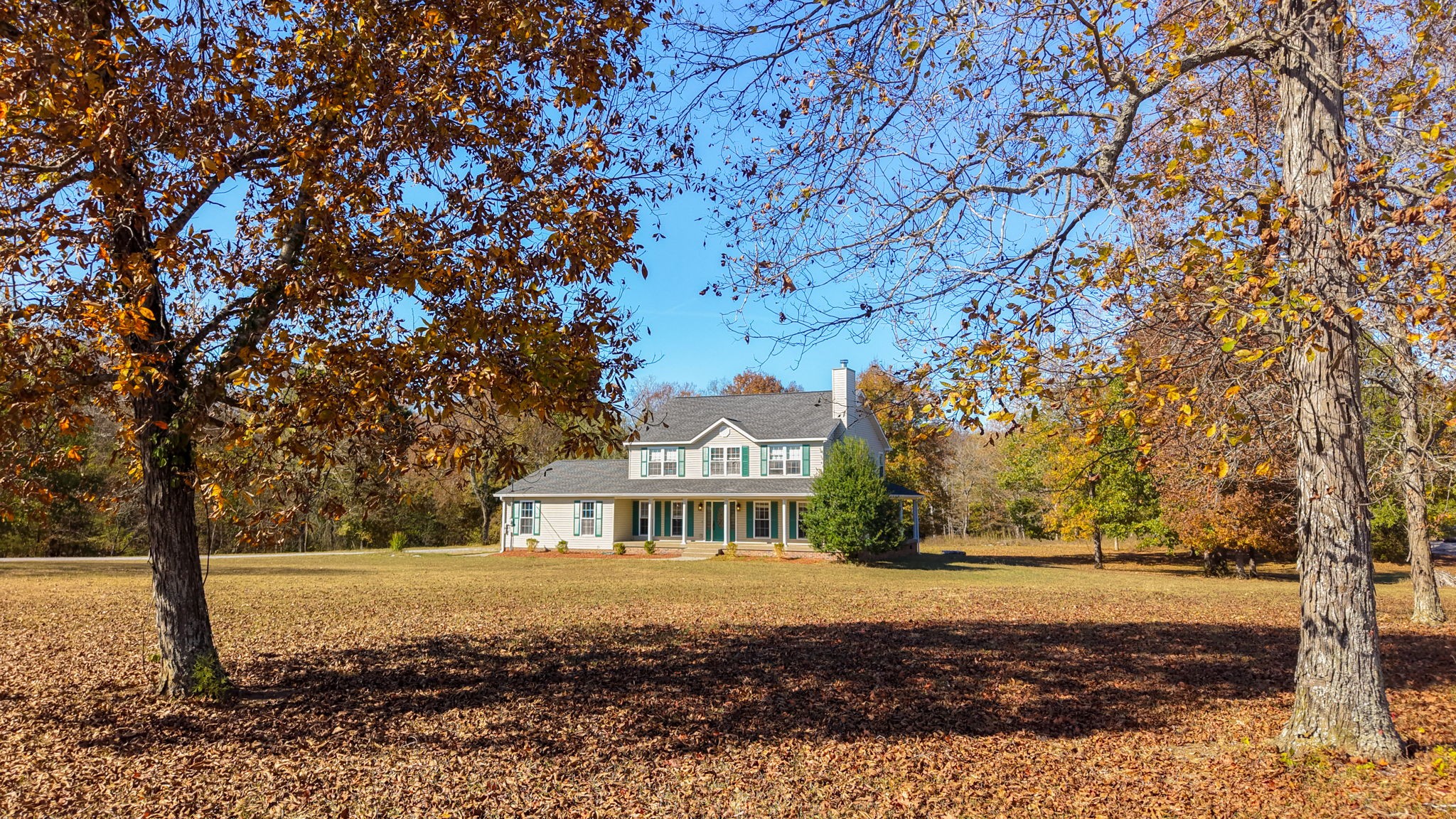 2125 Paradise Dr — photo