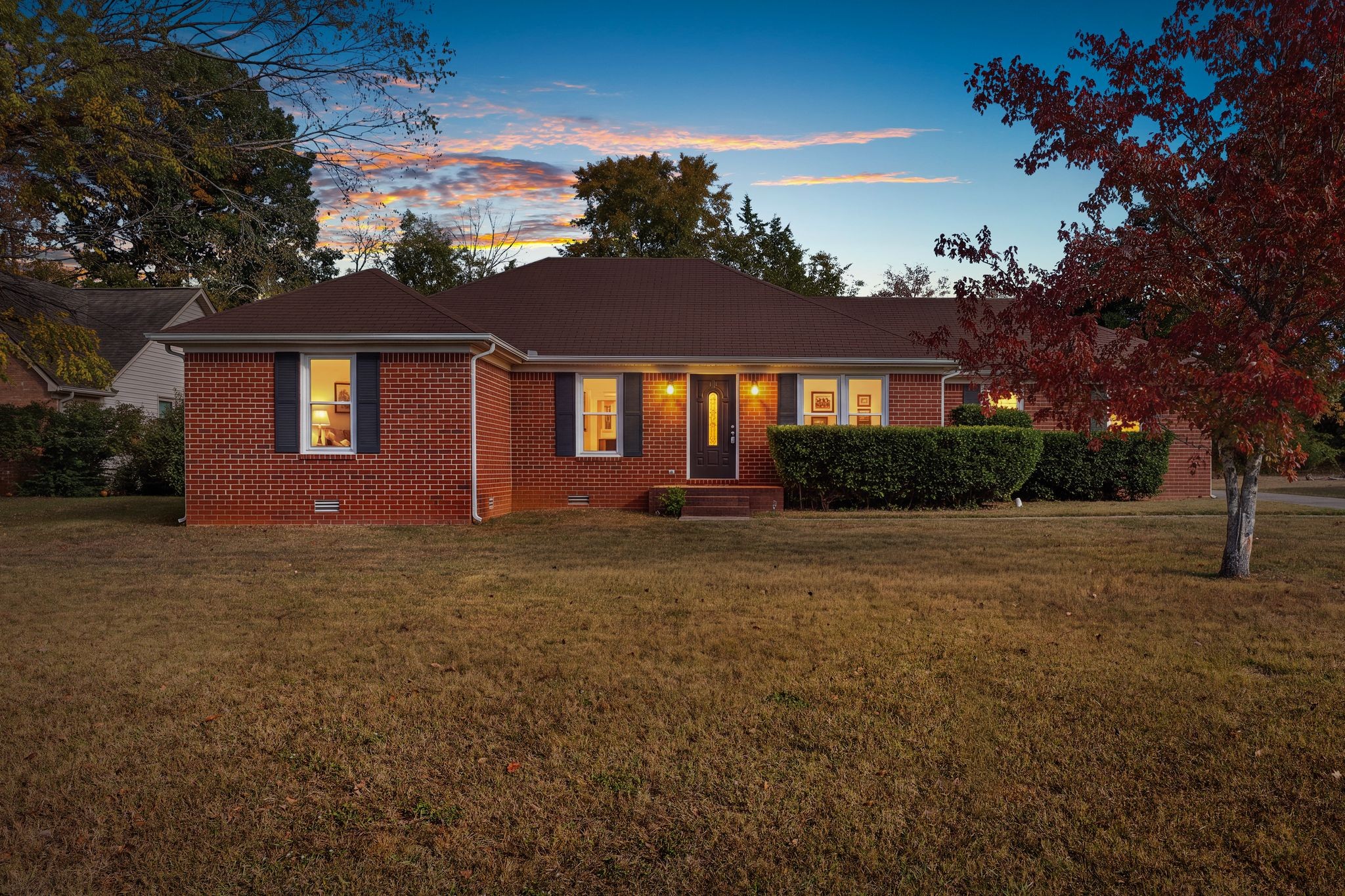1326 Haynes Dr — photo