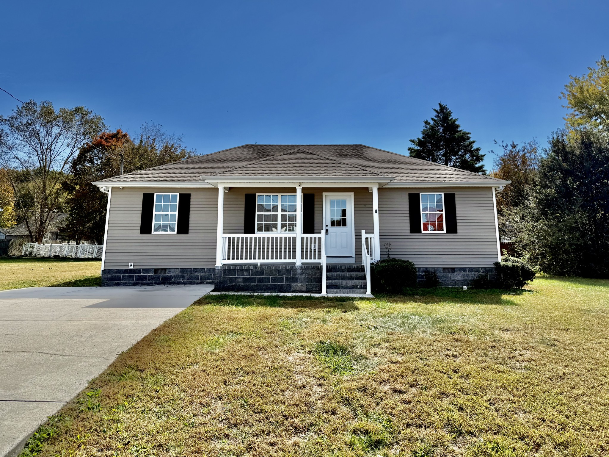 50 Woods Edge Ct — photo