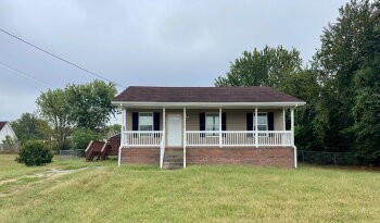 1005 Bush Ave — photo