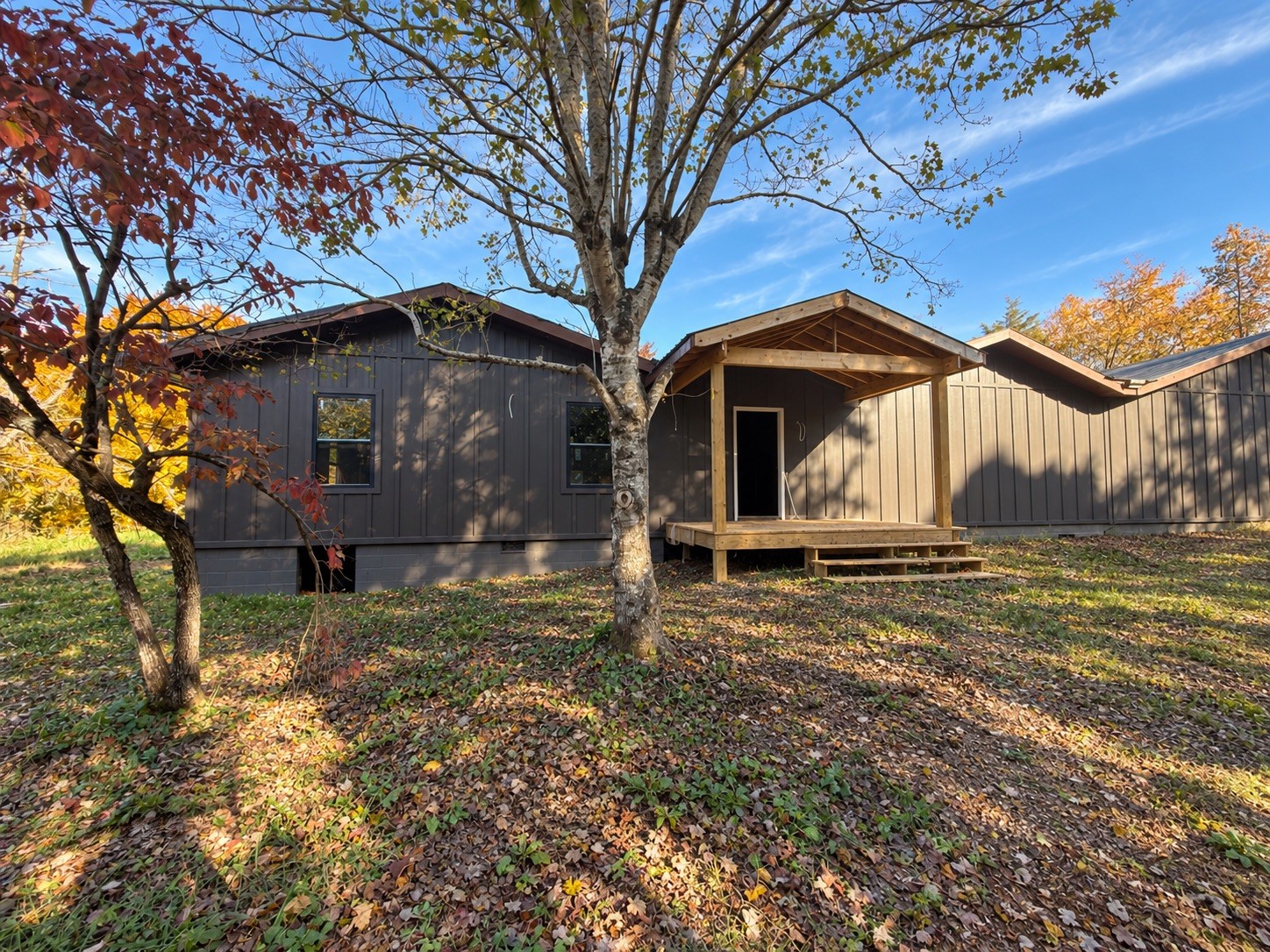 1602 Eds Ln — photo
