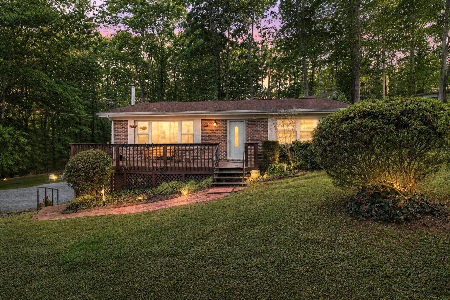 310 Scenic Drive — photo