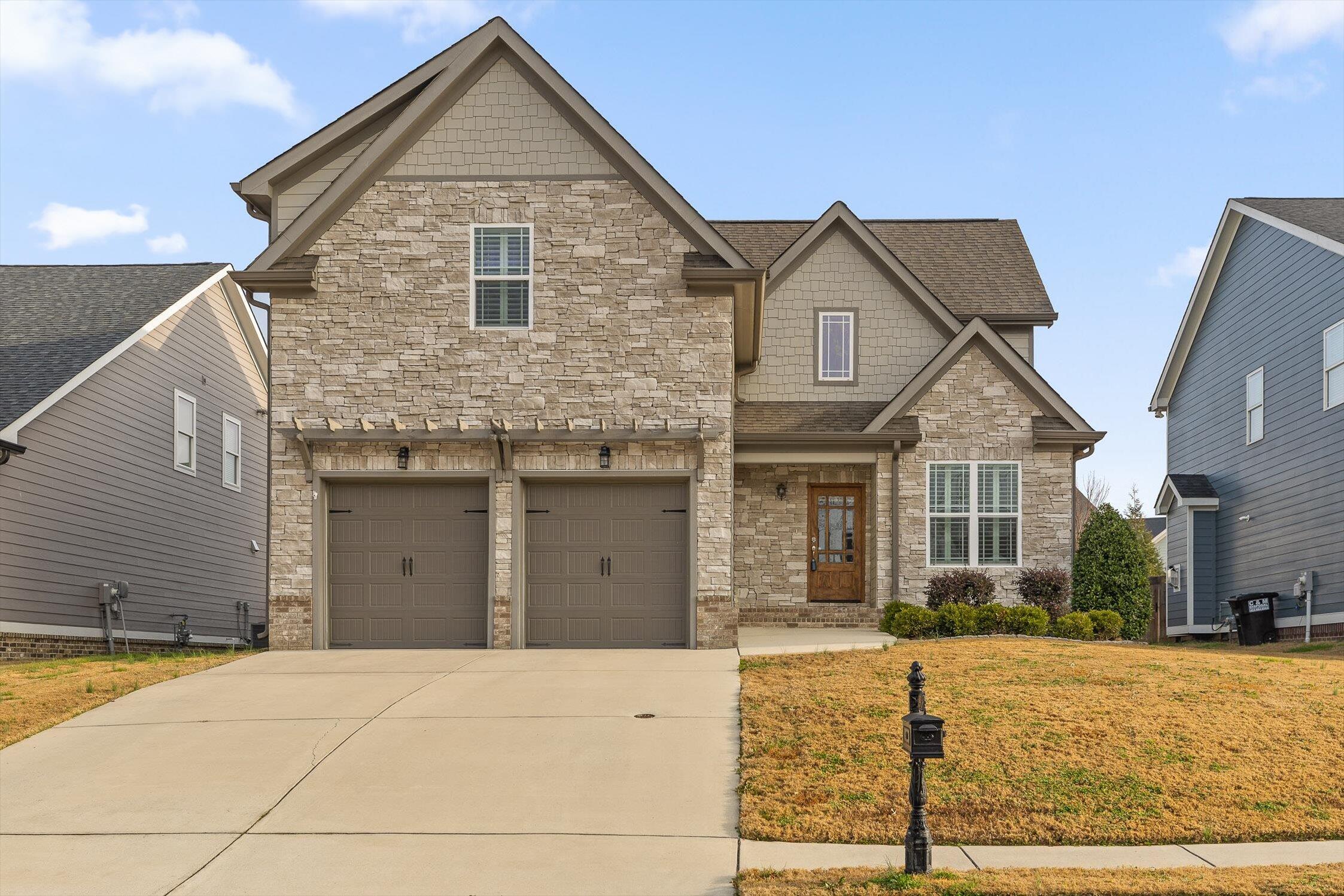 8975 Silver Maple Drive — photo