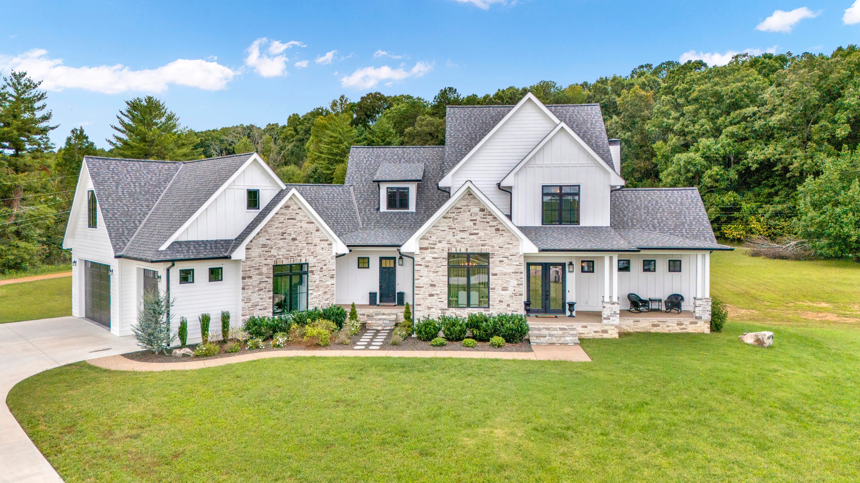 351 Mallard Trail NW — photo