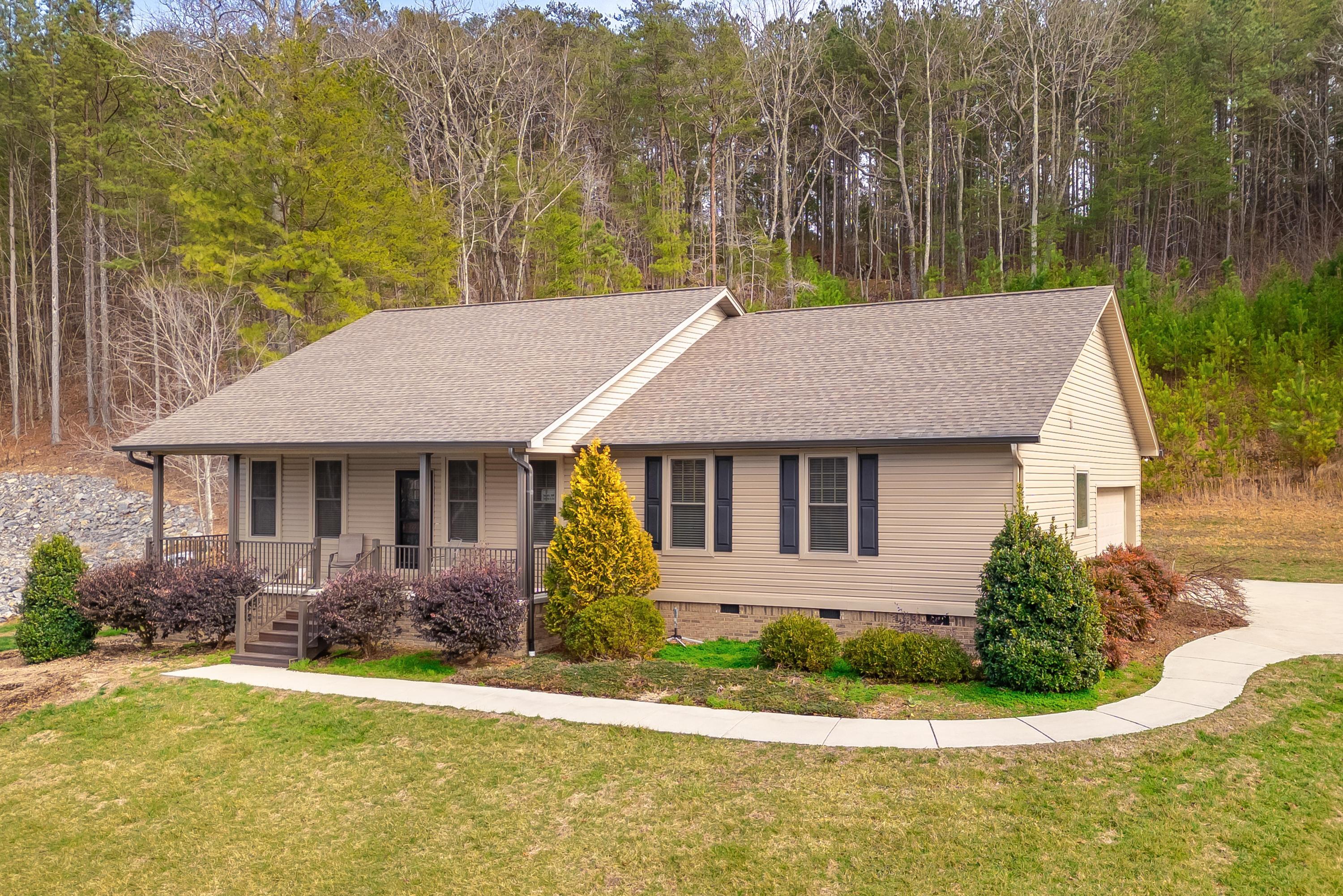 1533 Eads Bluff Road NW — photo
