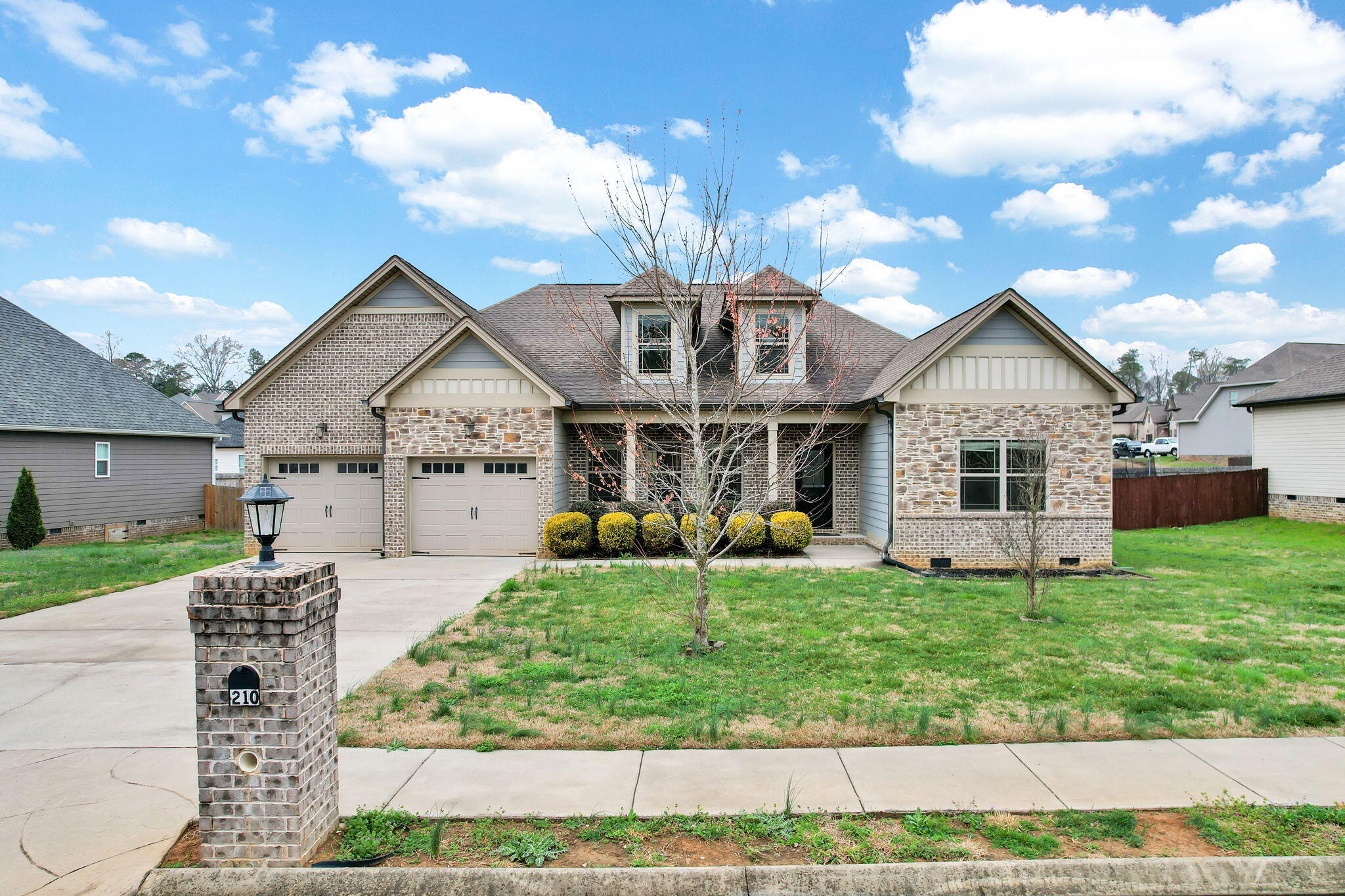 210 Winding Glen Drive NW — photo