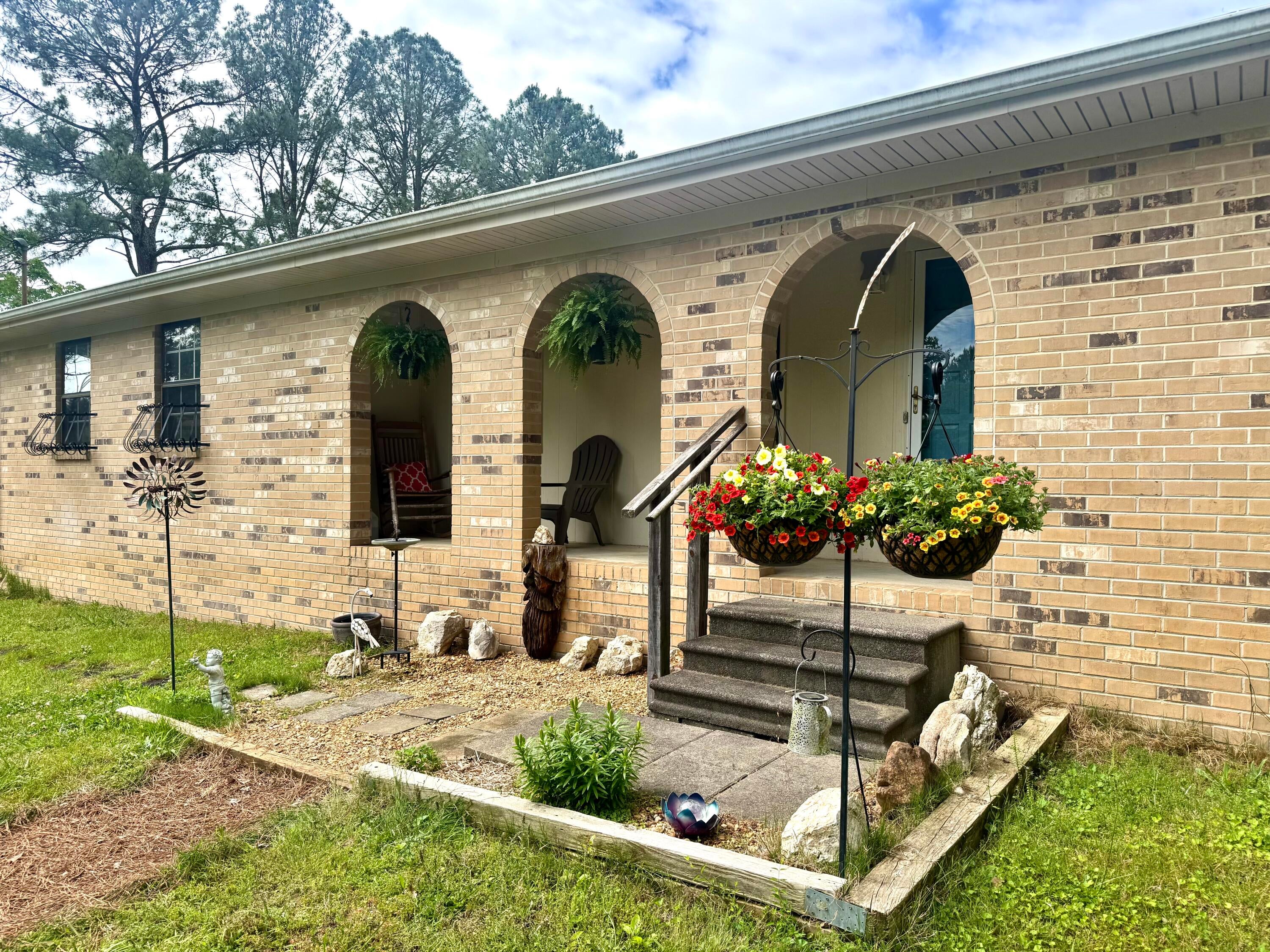 1127 Dean Corvin Lane — photo