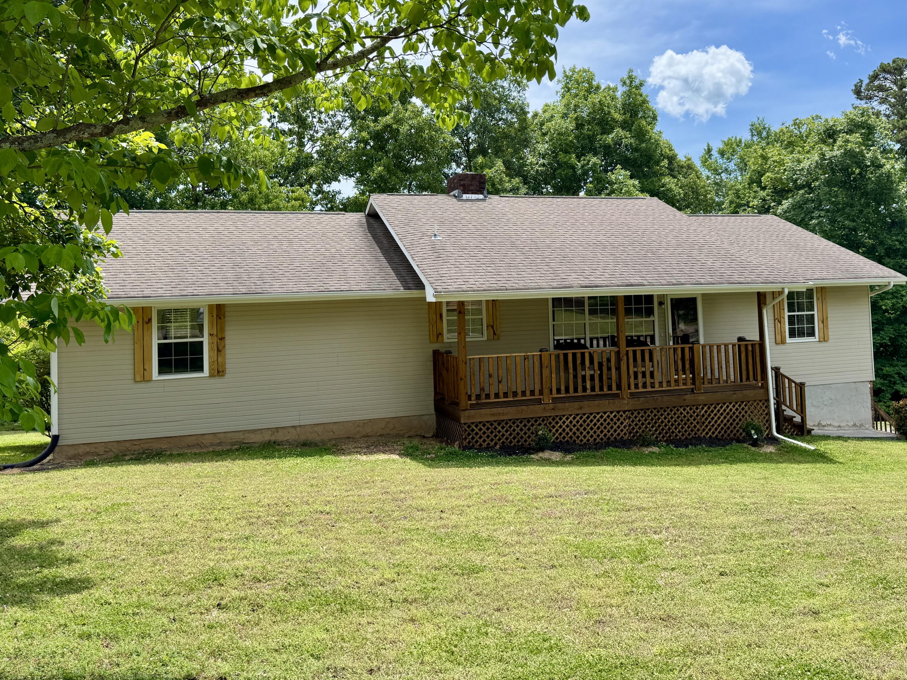 9814 Lakeside Road — photo