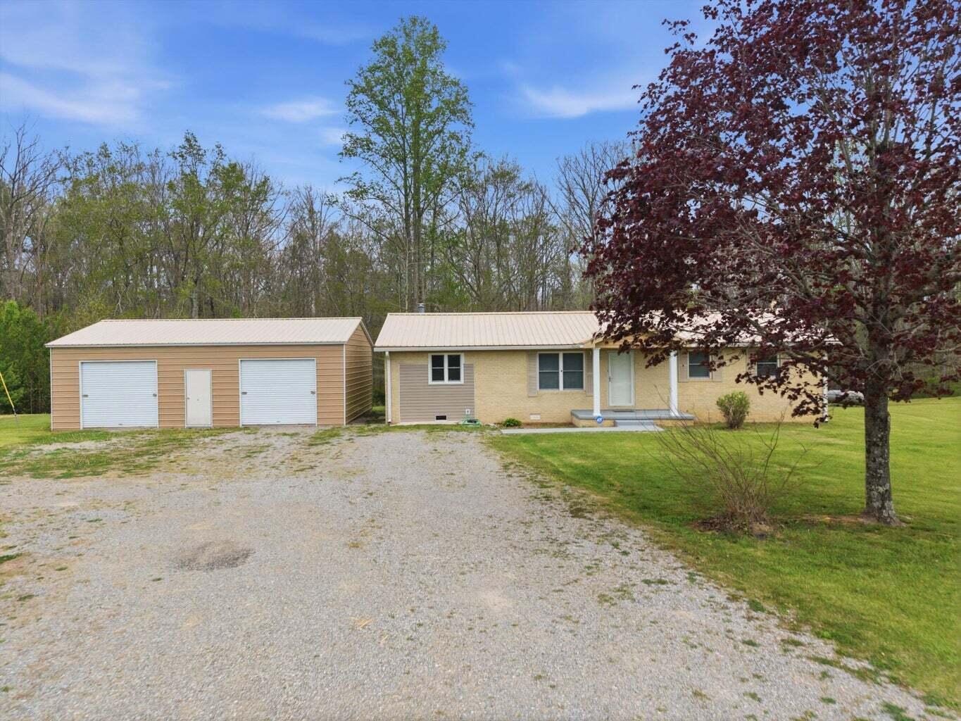 11328 Hwy 150 — photo