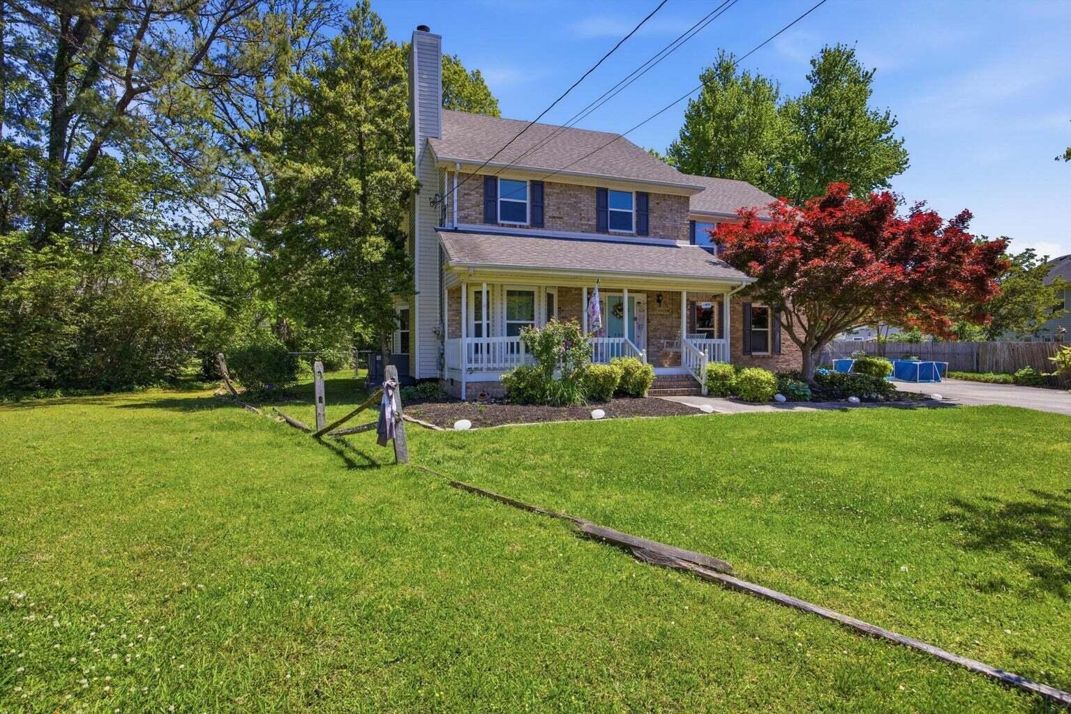 1012 Tall Oak Lane — photo