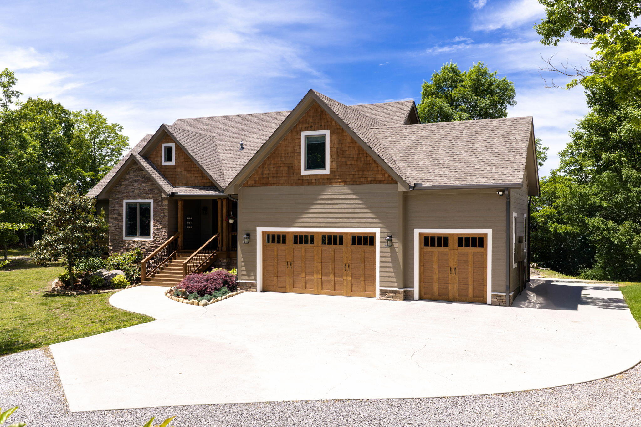 3099 Sunset Drive — photo
