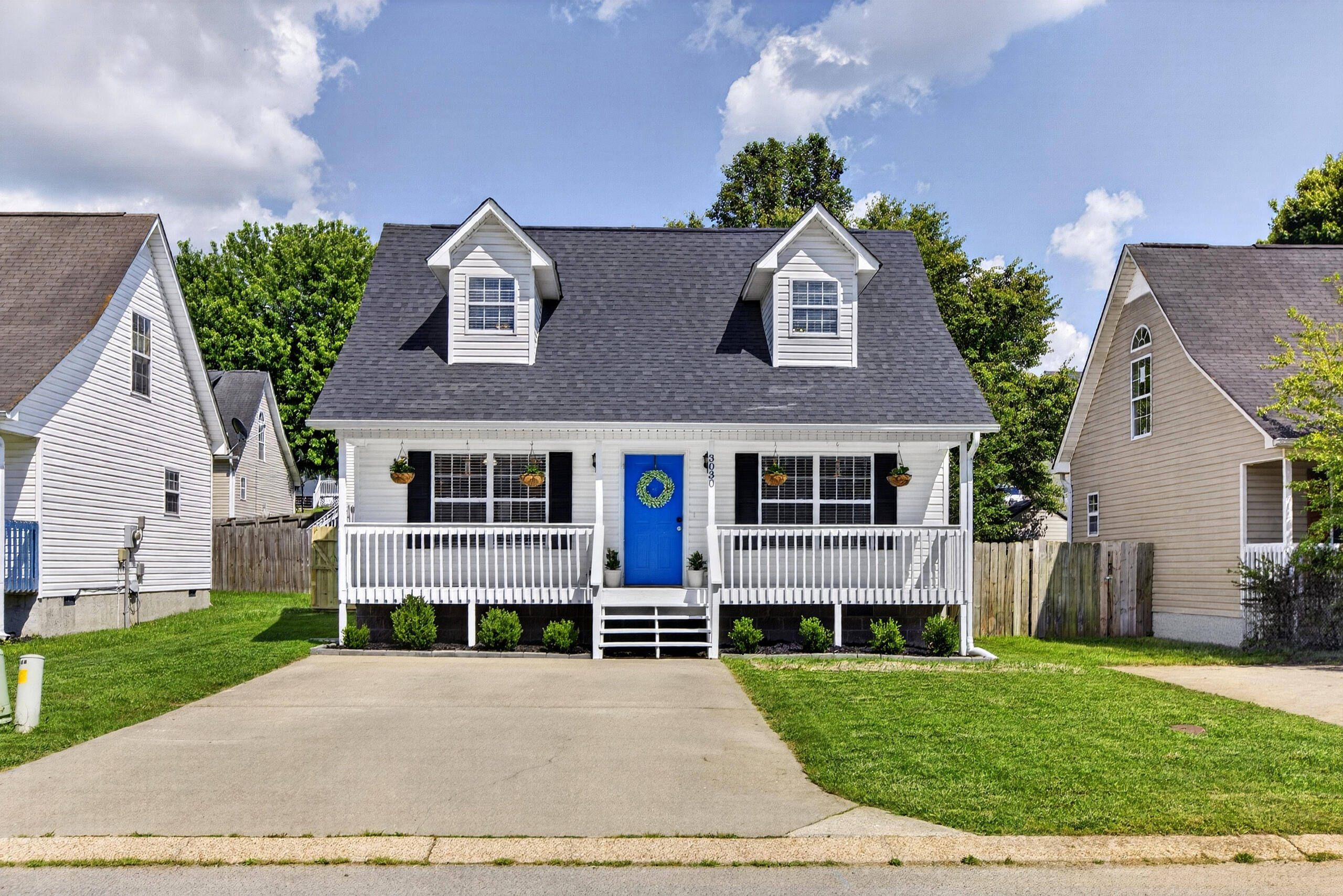 3030 Holly Brook Circle NE — photo