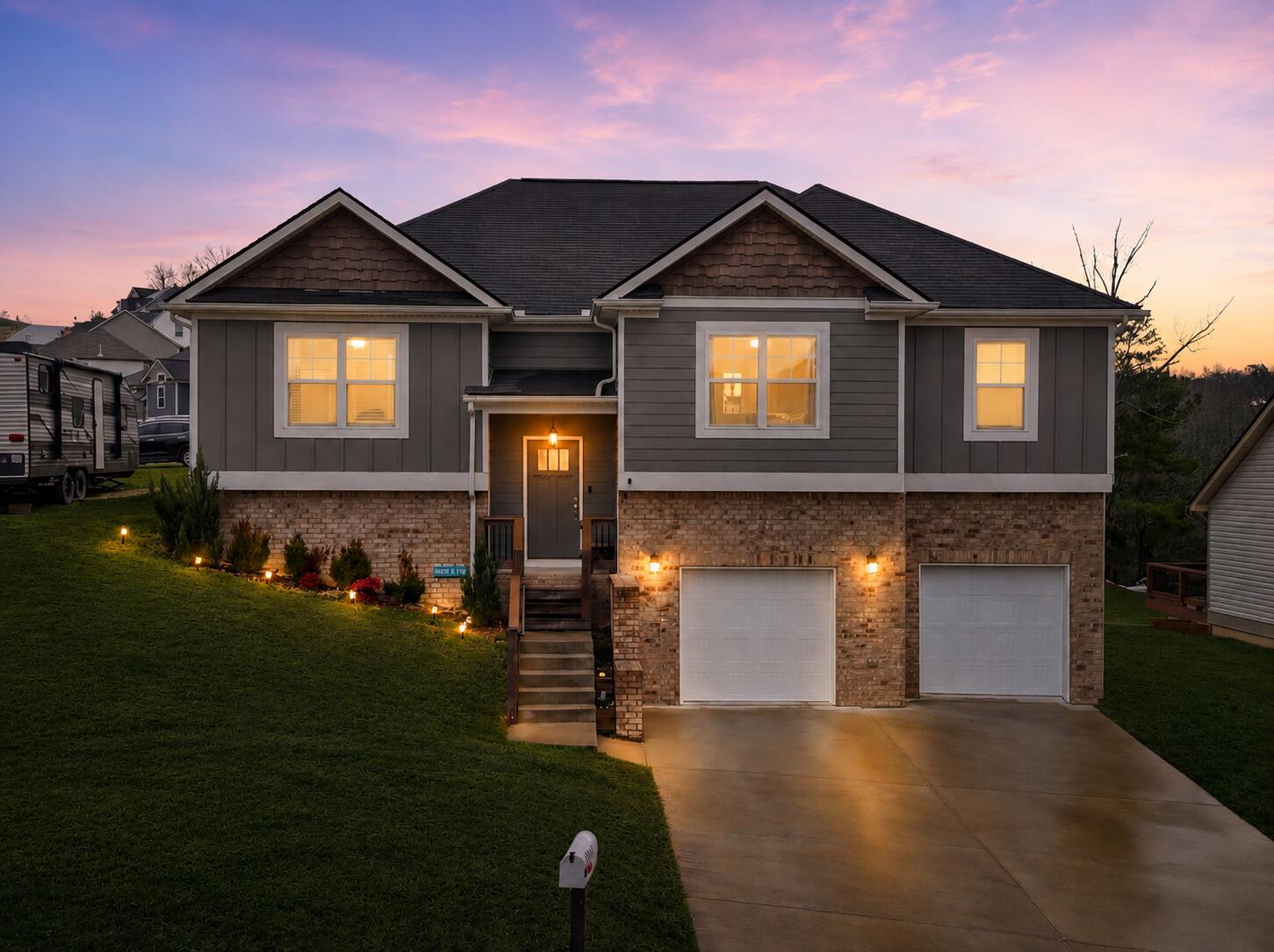 6864 Steep Hl — photo