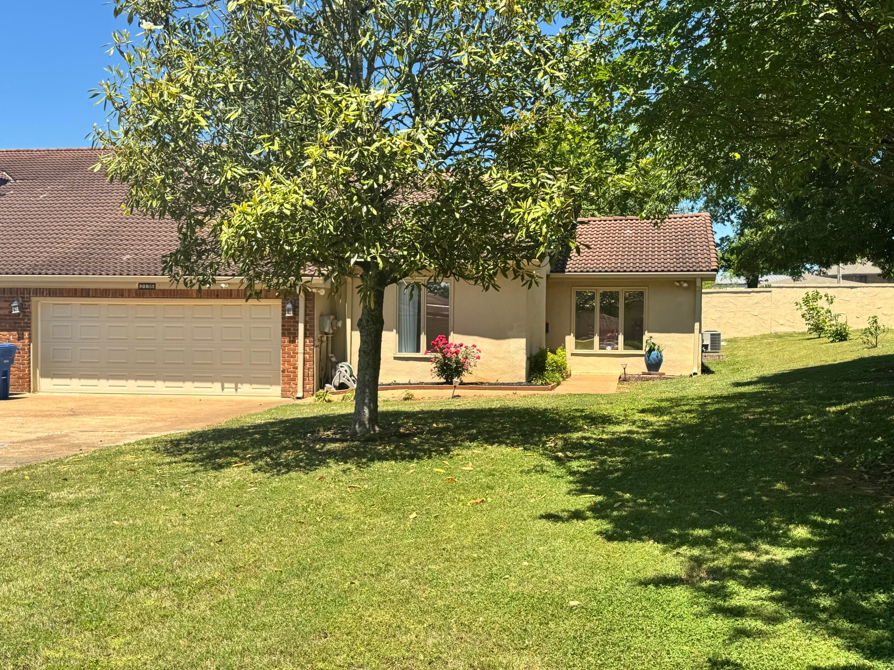 2136 Vaden Village Drive — photo