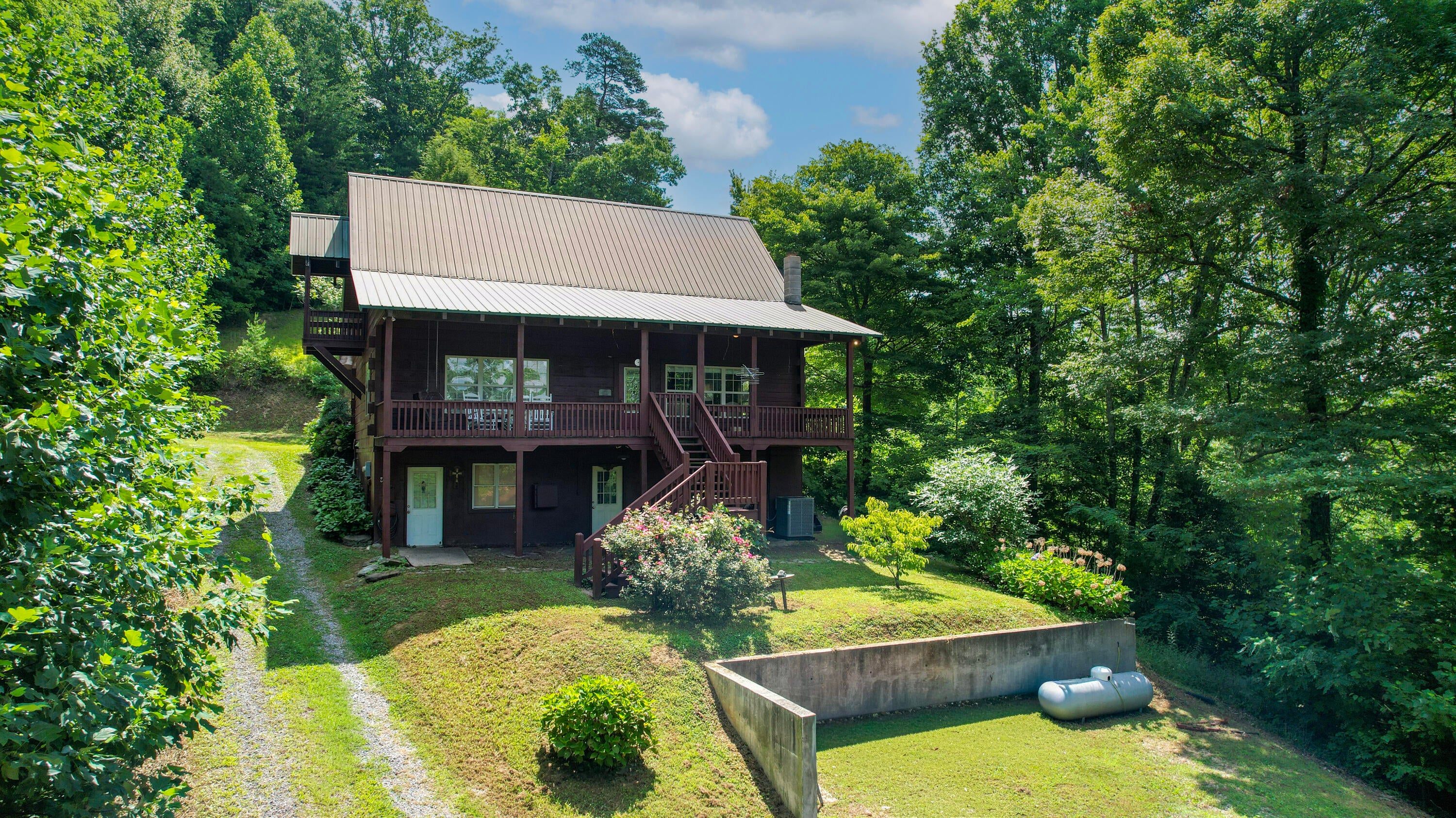 186 Caney Creek Road — photo