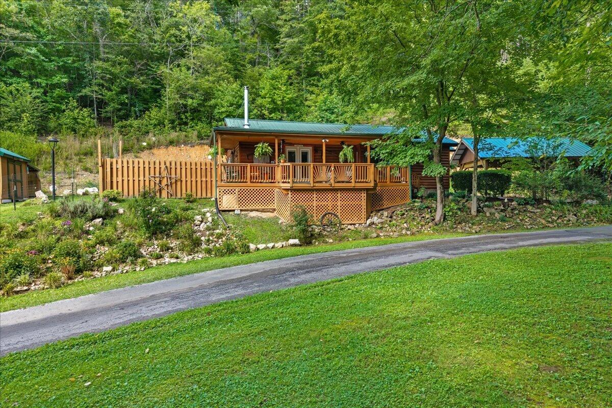 229 Smokey Run Road — photo