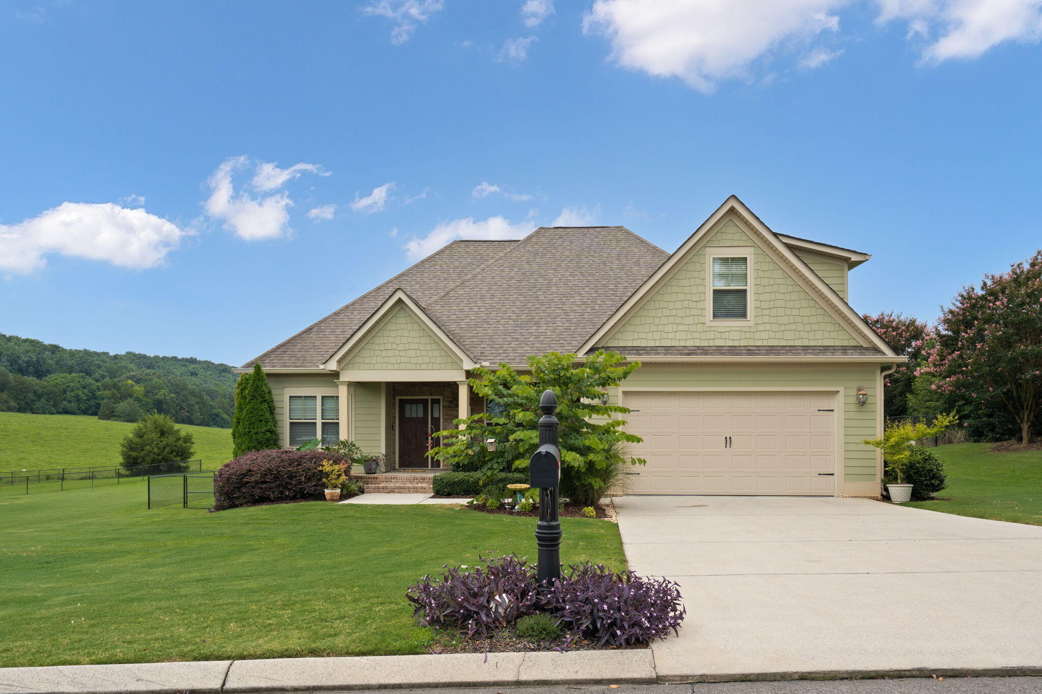 112 Keystone Drive NE — photo