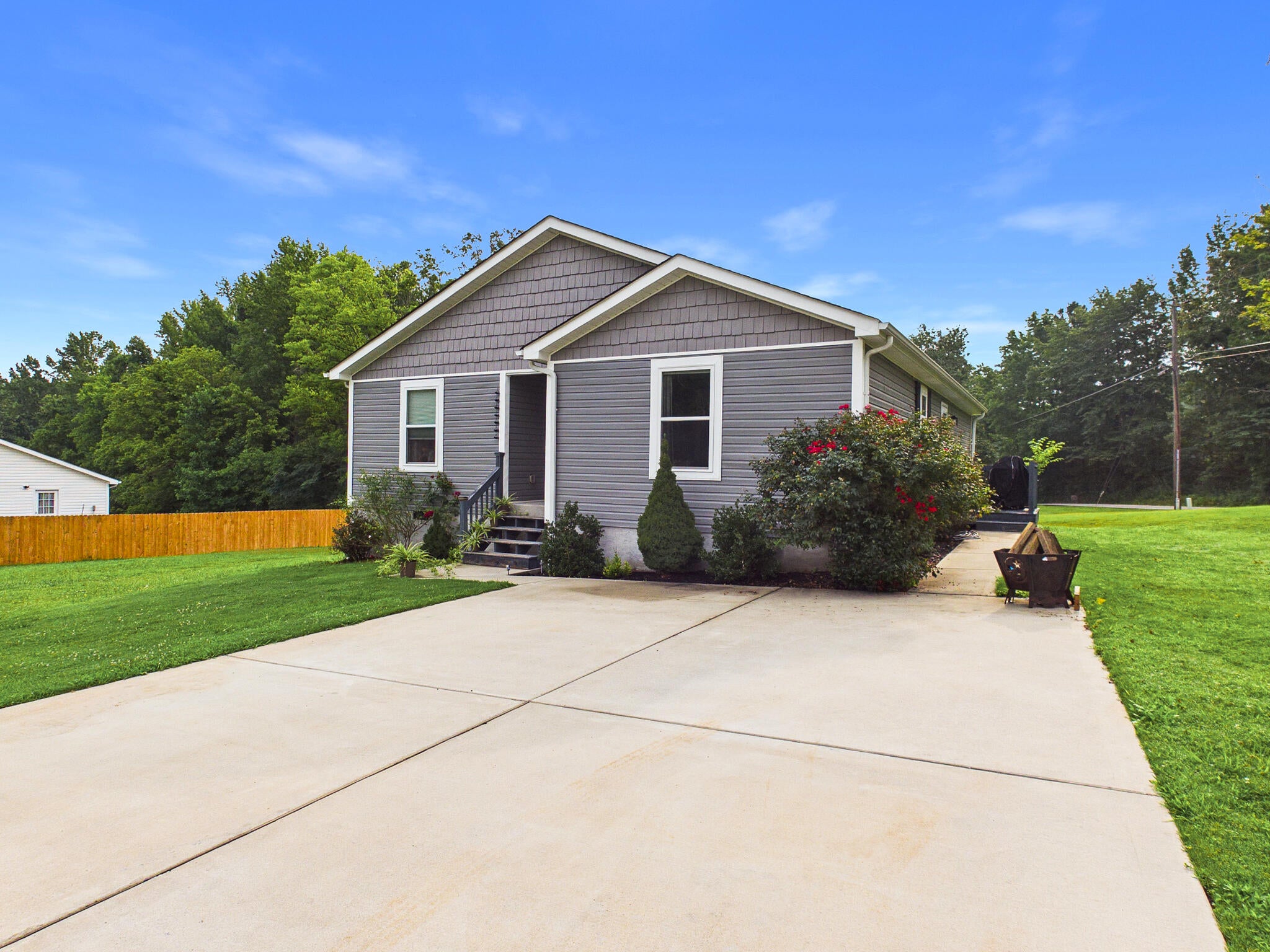 219 County Road 439 — photo