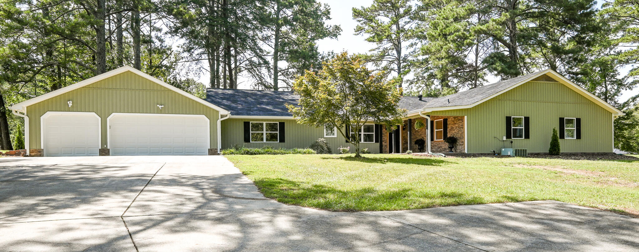 348 Marina Drive NW — photo