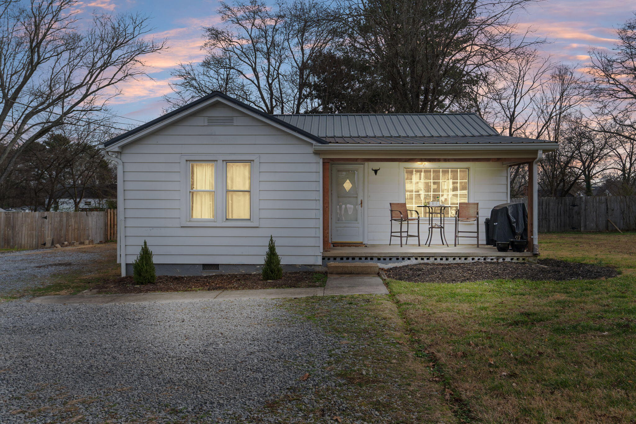 910 Georgetown Road NW — photo
