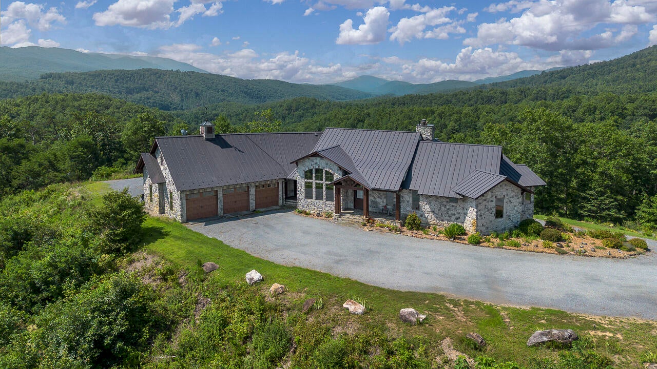 144 Seven Ridges RD, Hot Springs, VA 24445 — photo 3