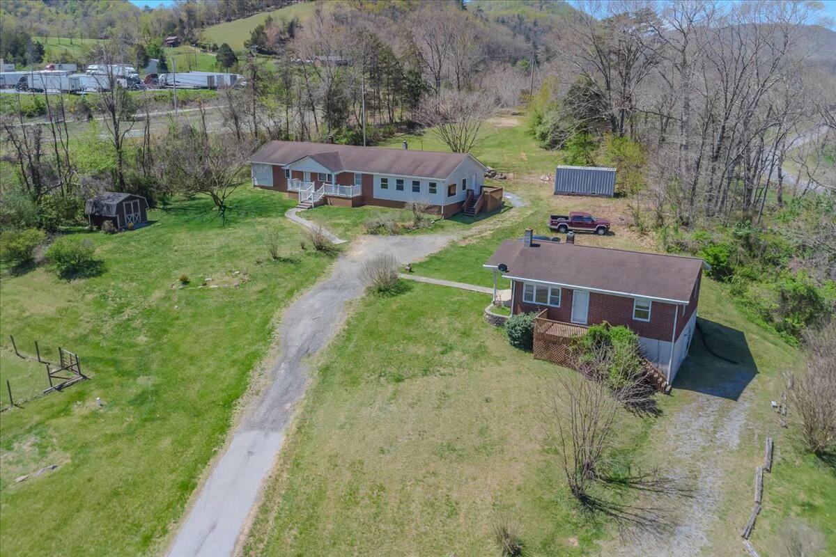 2351 Reese Mountain Rd — photo