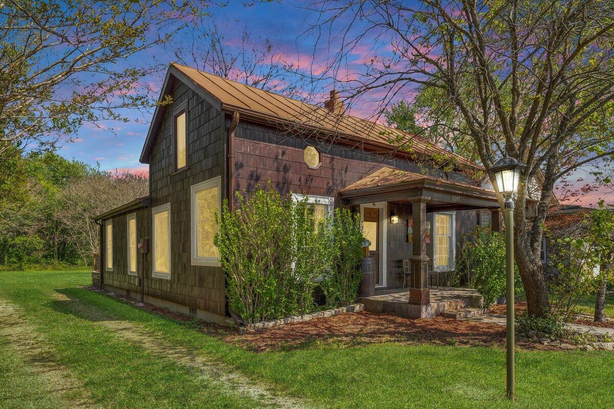 5297 Peaks Rd — photo