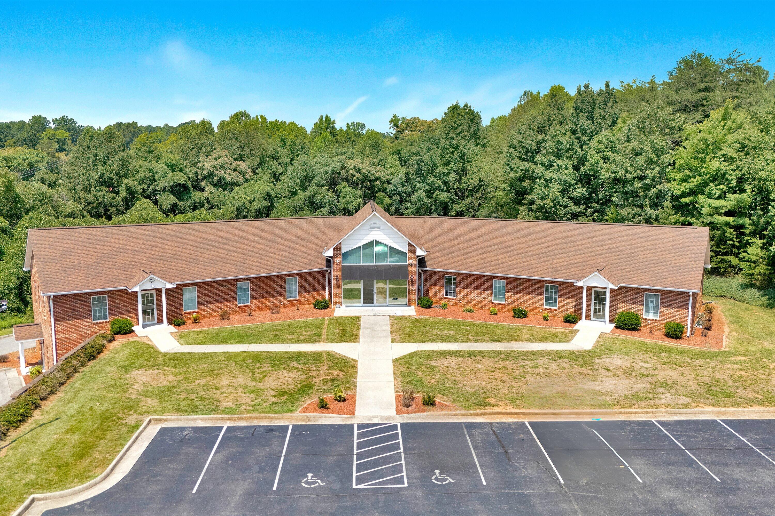 180 Amt Tech Dr — photo