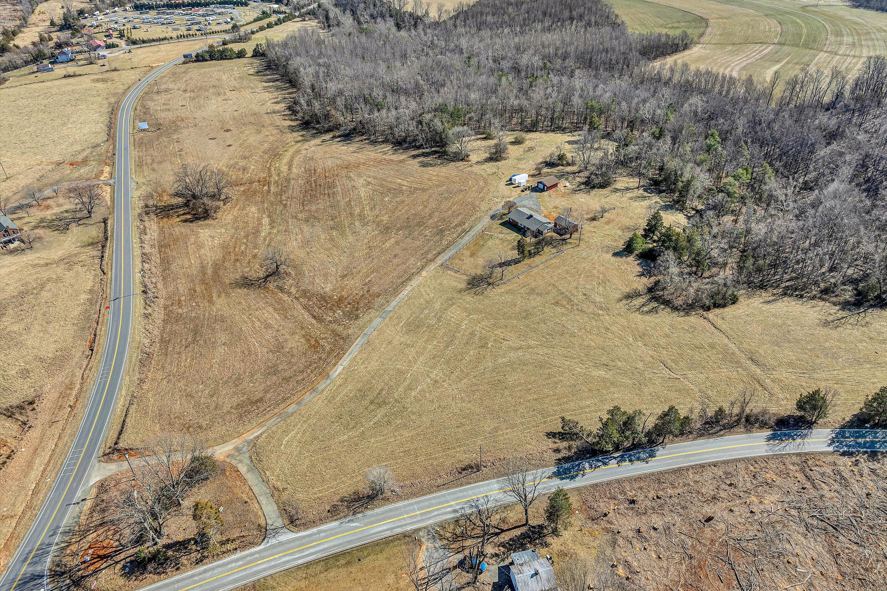 4015 White House Rd — photo