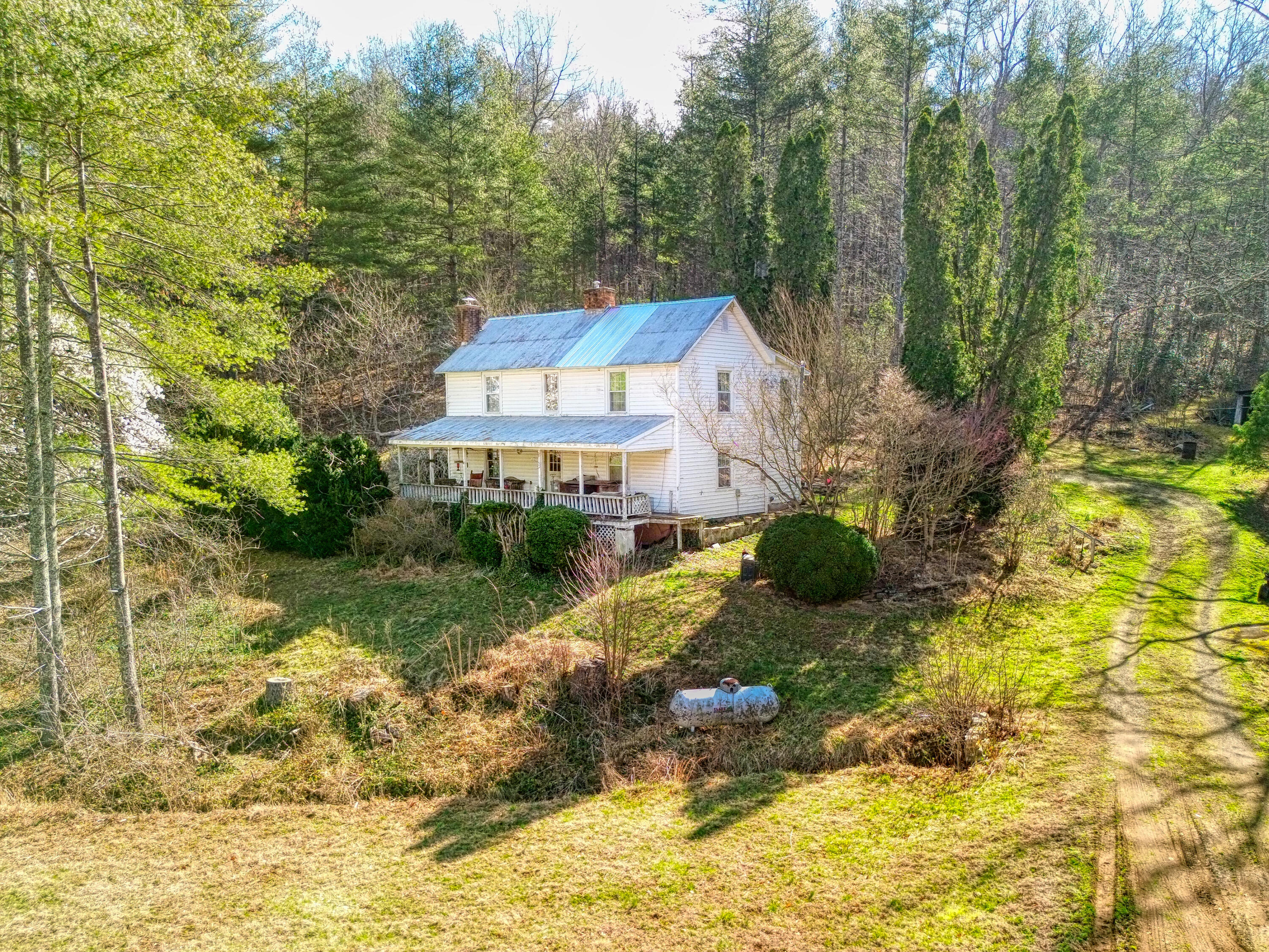 8214 Charity Hwy — photo
