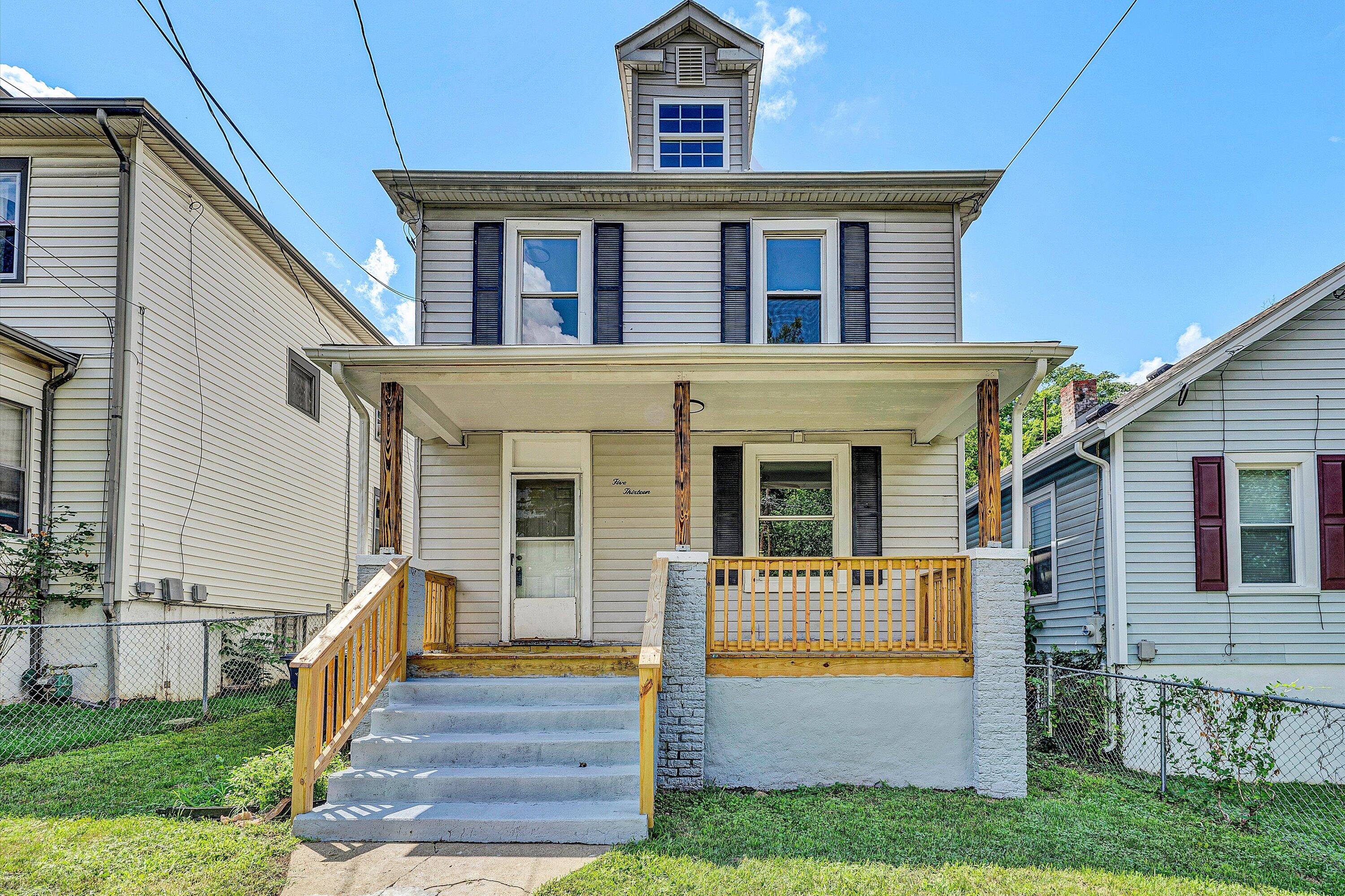 513 Highland Ave SE — photo