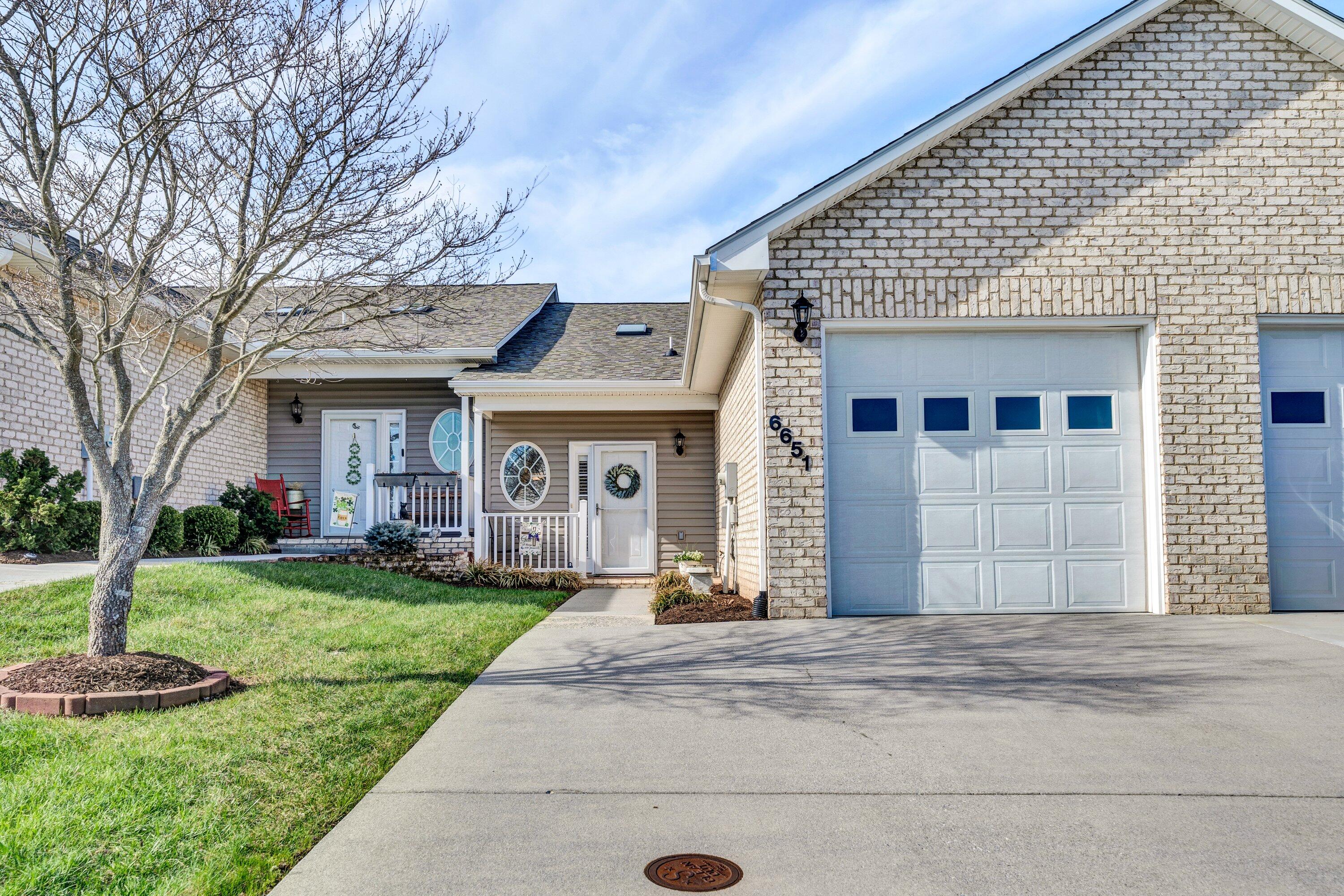 6651 Stonelyn Cottage Ct — photo