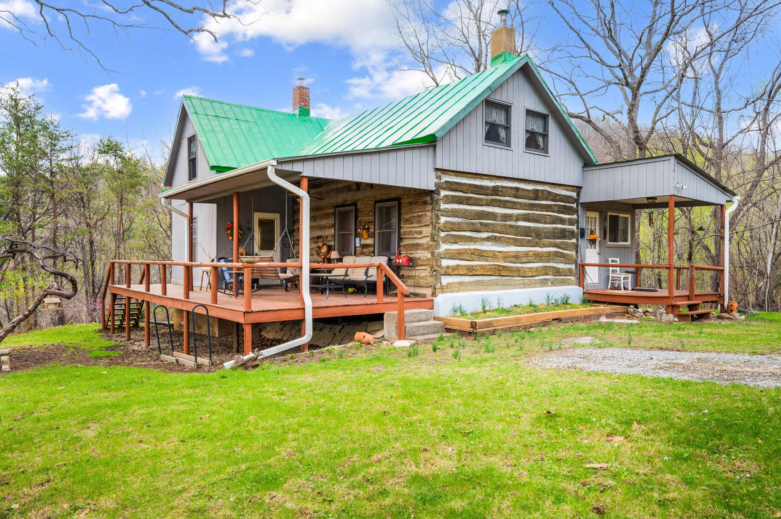 1374 Moccasin Rd — photo