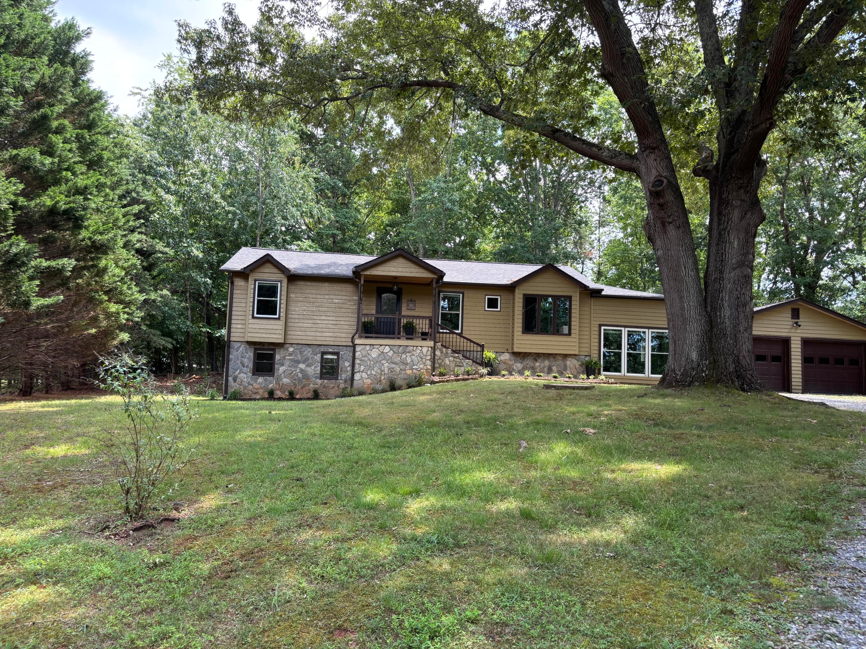 80 Walnut Landing Cir — photo