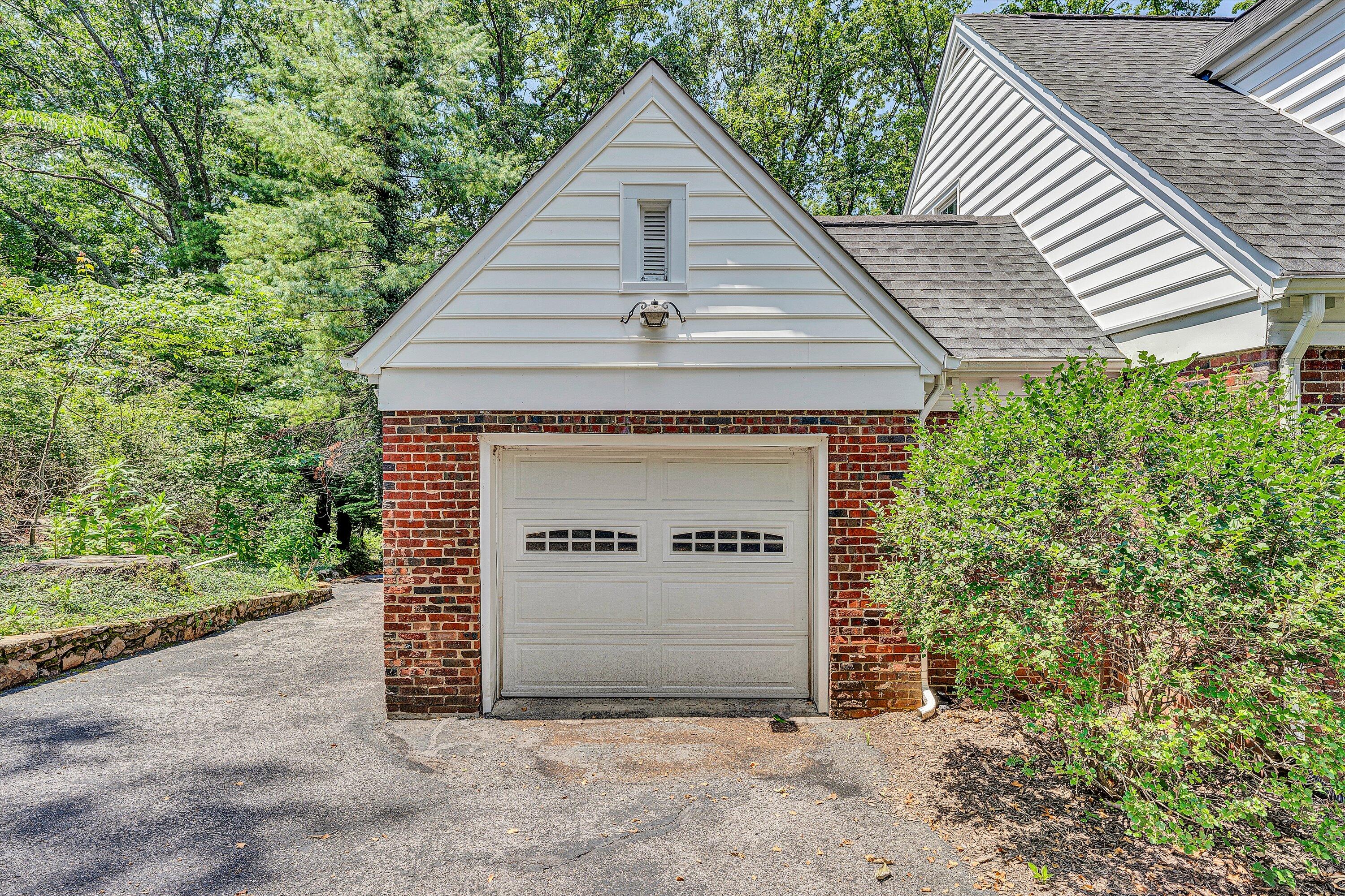 3143 W Ridge RD SW, Roanoke, VA 24014 — photo 2