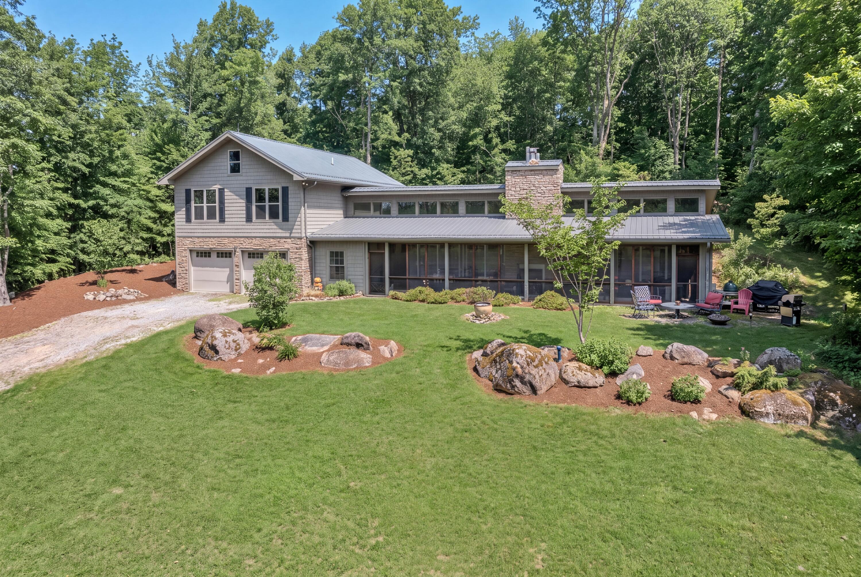 10229 Sugar Camp Creek Rd — photo
