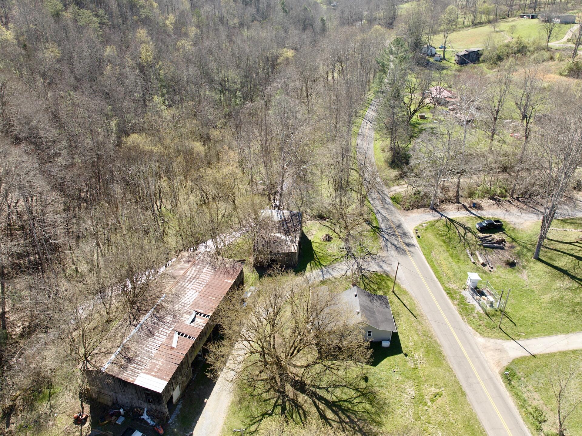 1297 Dry Creek Rd — photo