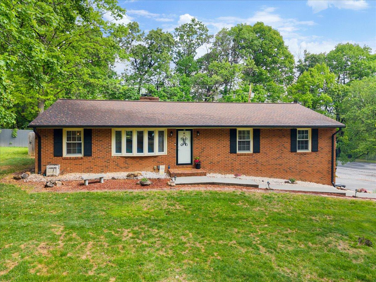 5403 Tomahawk Cir — photo