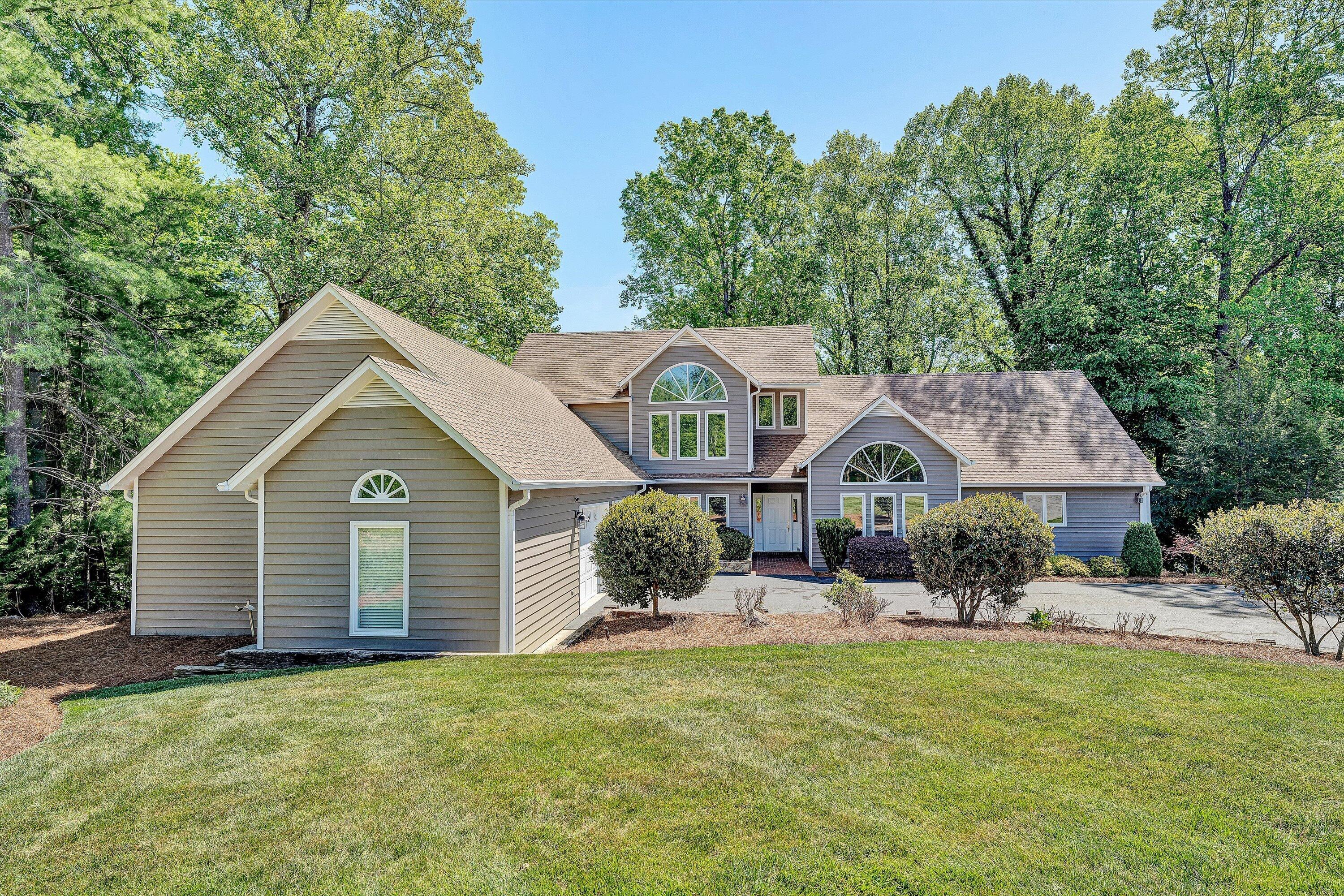 25 Findlay Cir — photo