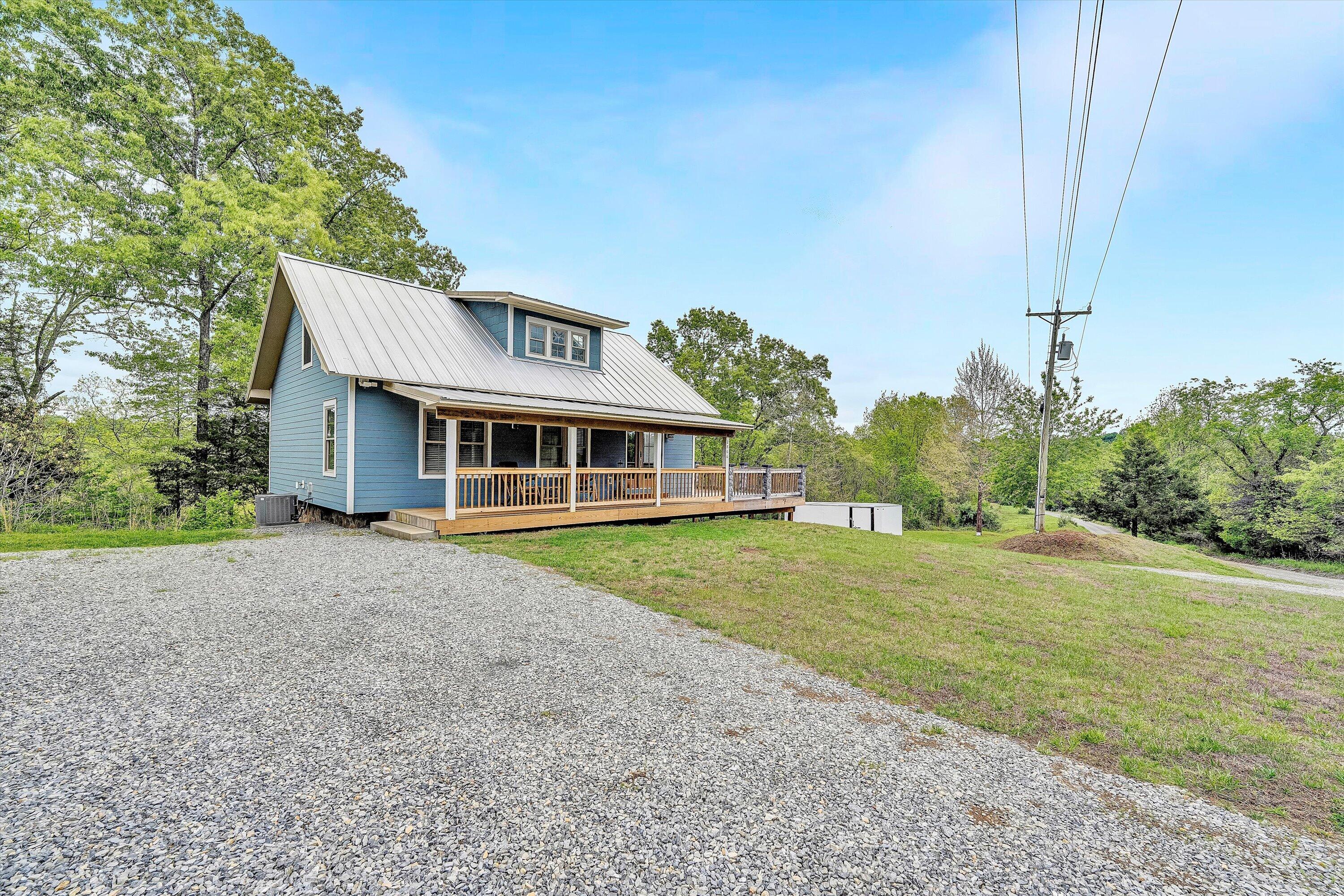 2866 Rucker RD, Moneta, VA 24121 — photo 3